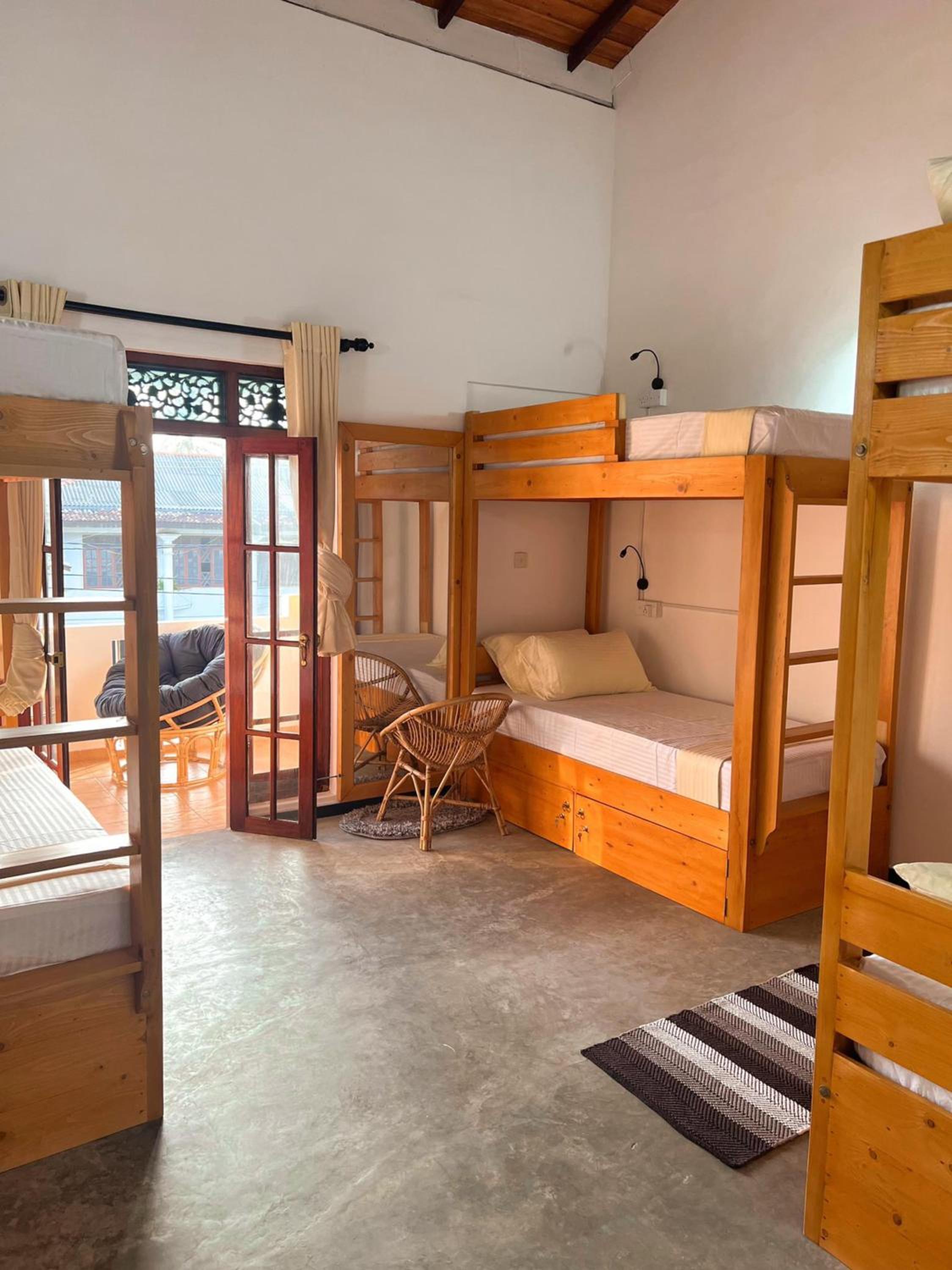 Bed in 6-Bed Mixed Dormitory Room photo 2