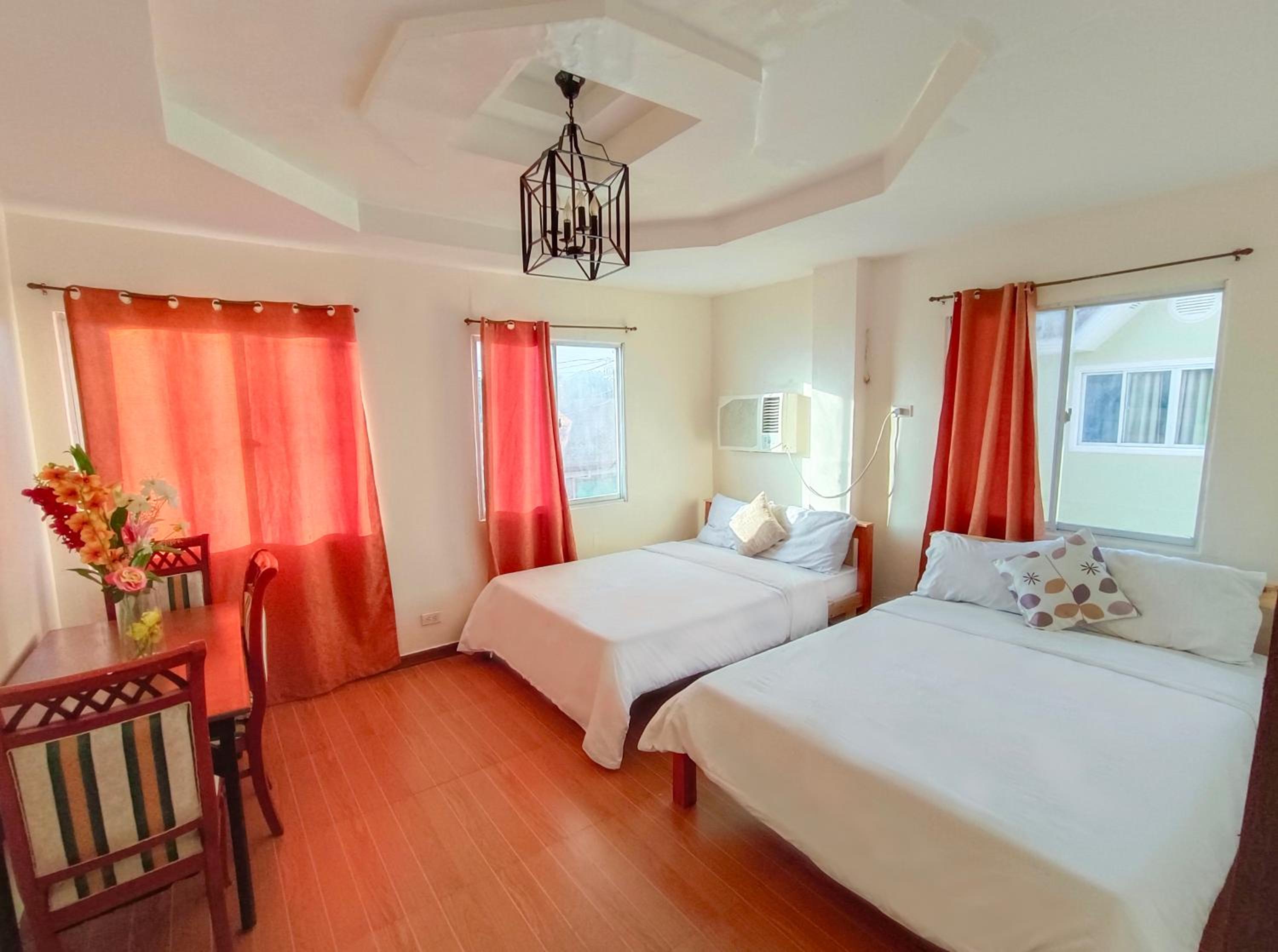 Deluxe Queen Room with Two Queen Beds