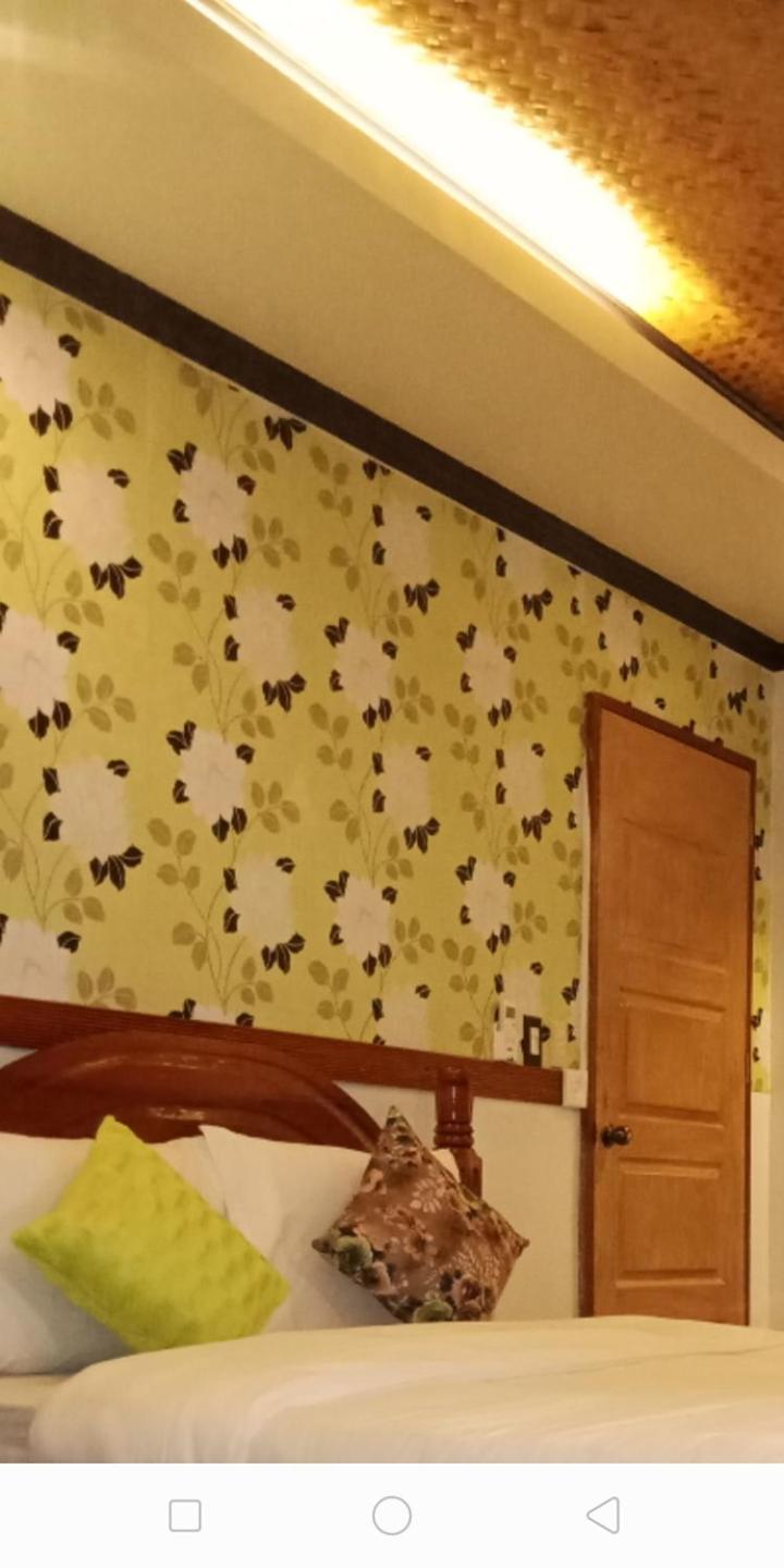 Deluxe Double or Twin Room photo 2