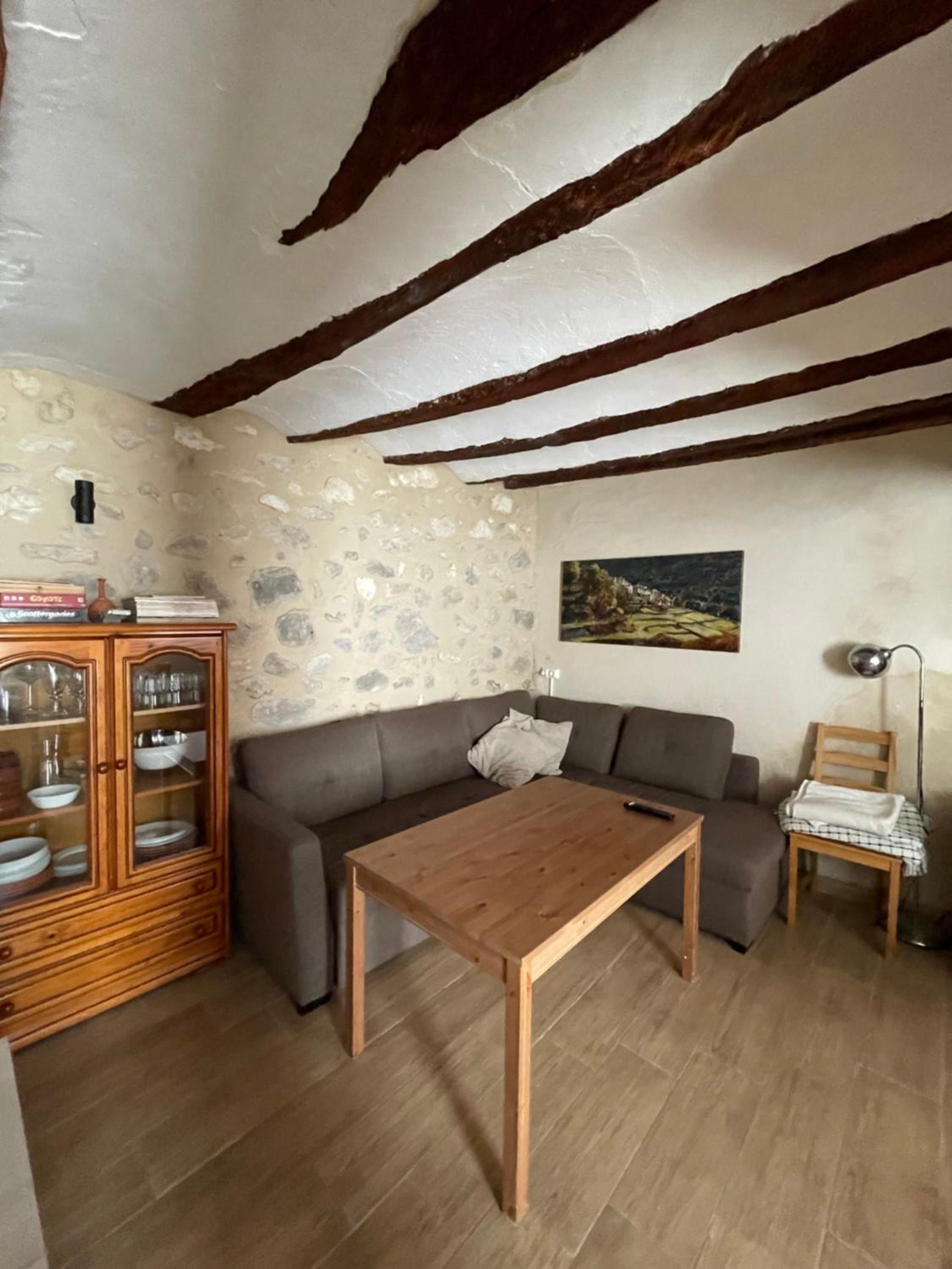 Casa de cuatro habitaciones