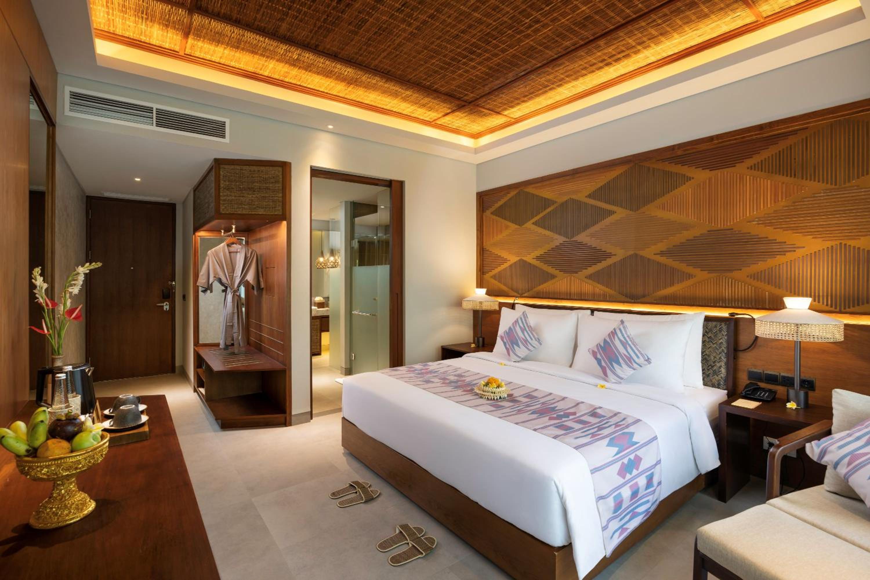 Deluxe Double Room with Bath and Daily Afternoon Tea  - Photo 5