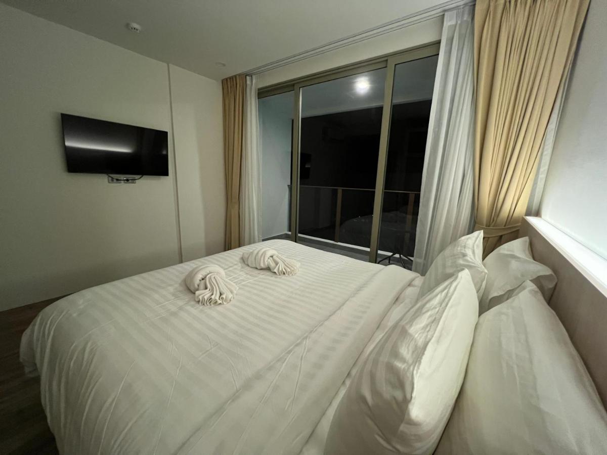 Apartment with Sea View - Photo 16