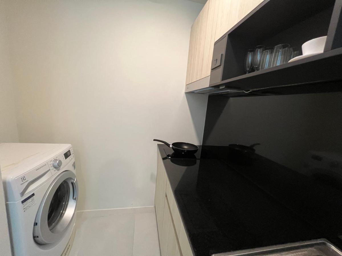 Apartment with Sea View - Photo 18