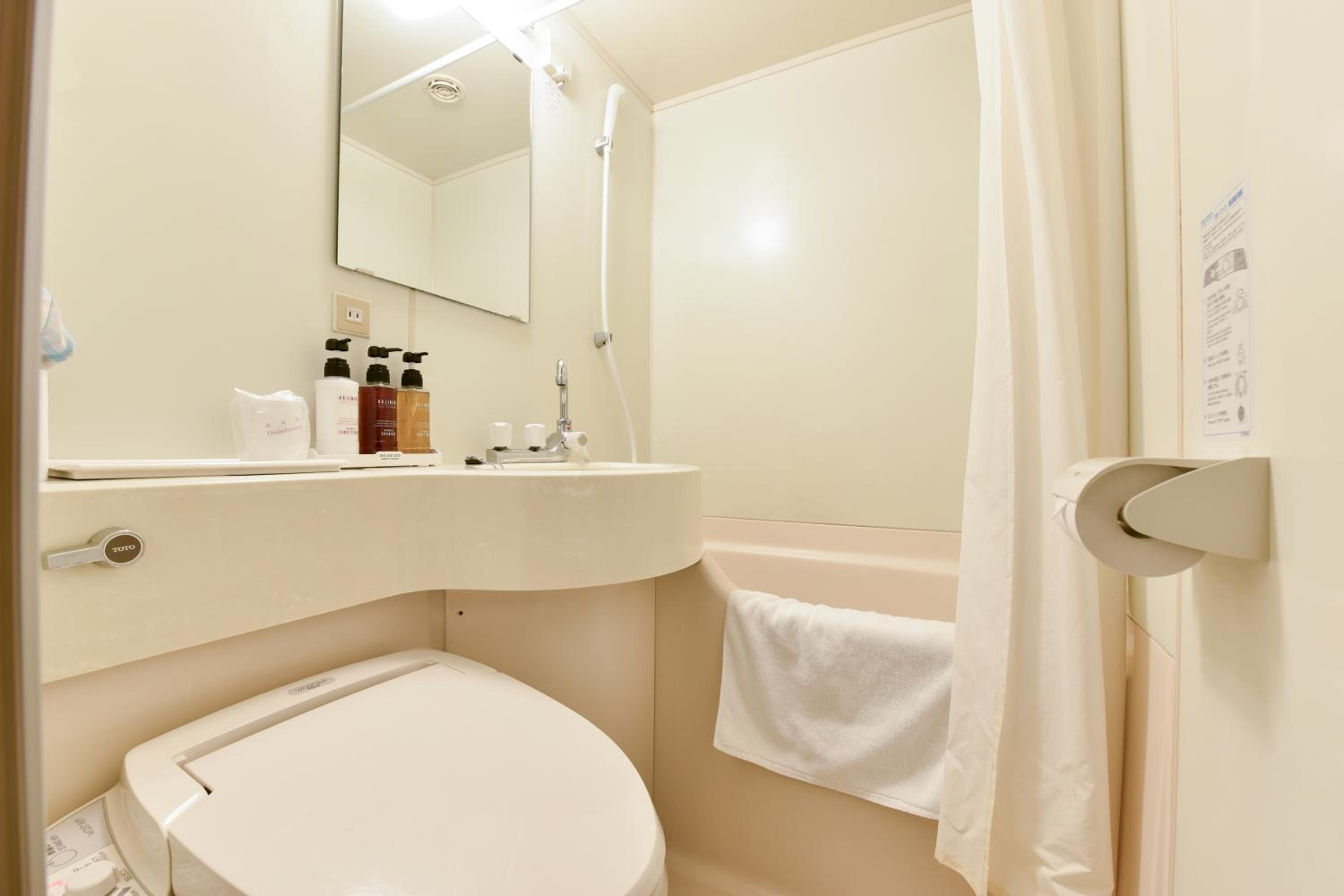 Single Room photo 2