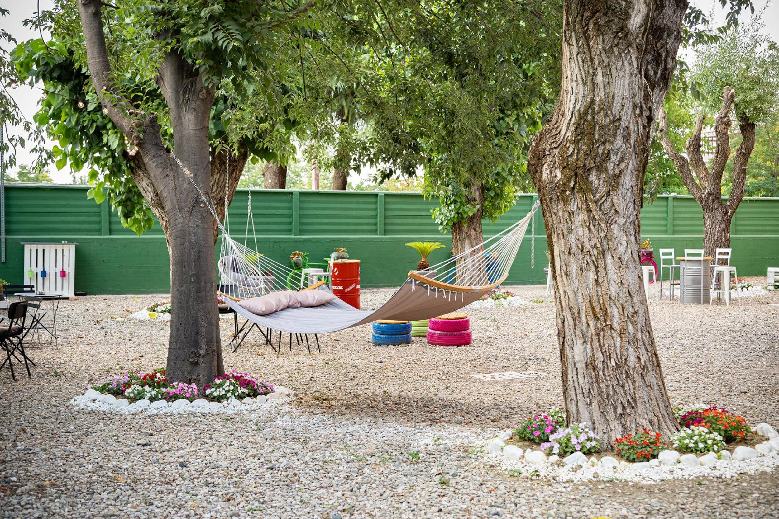 Double Room with Garden View - Photo 3