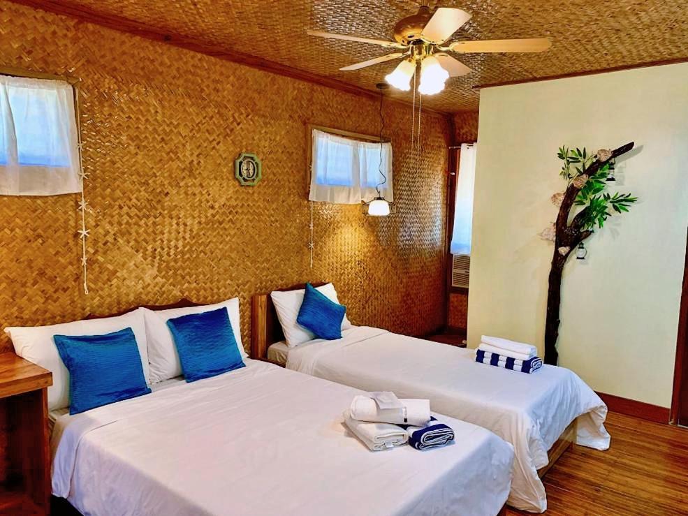 Deluxe Triple Room with Sea View