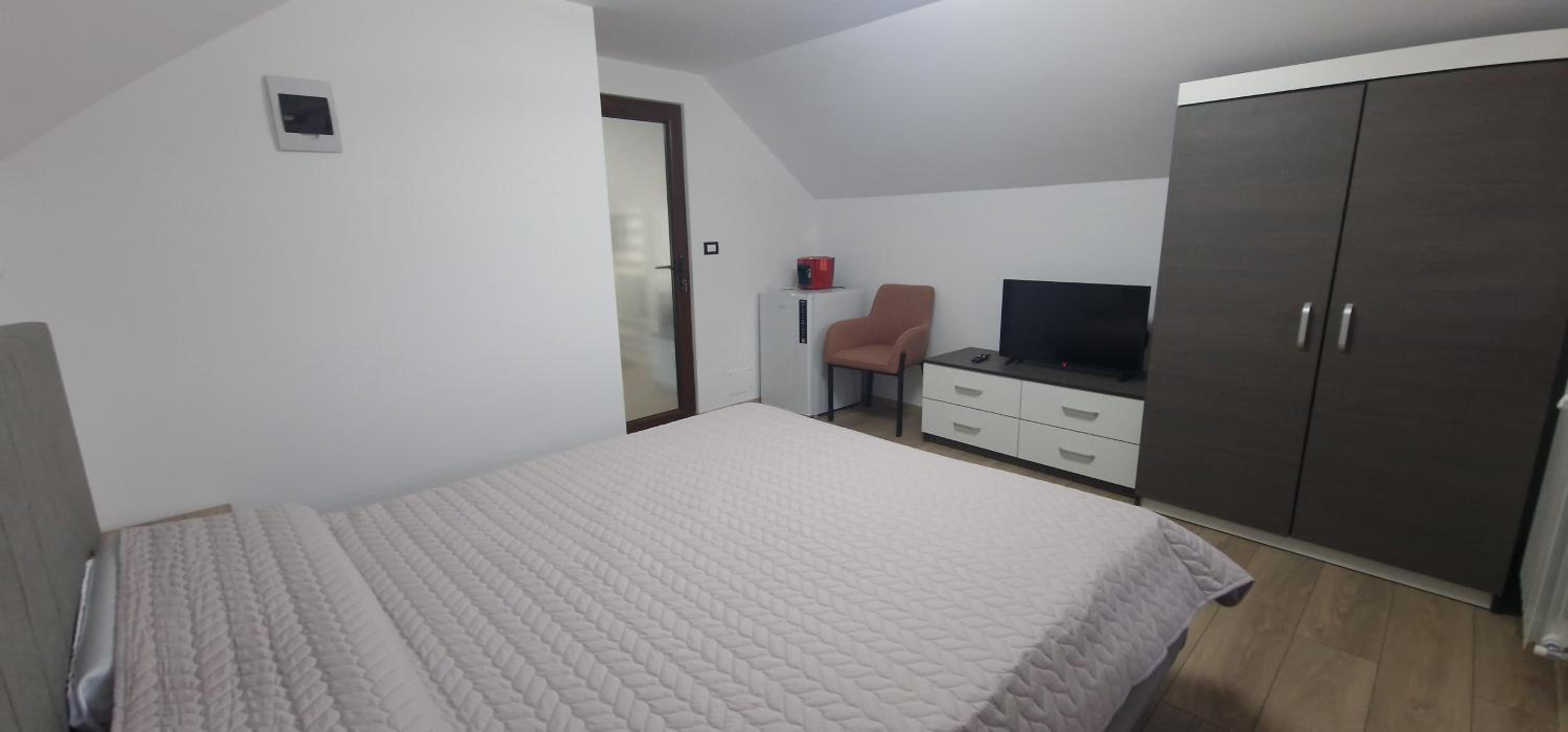 Apartment with Mountain View photo 1