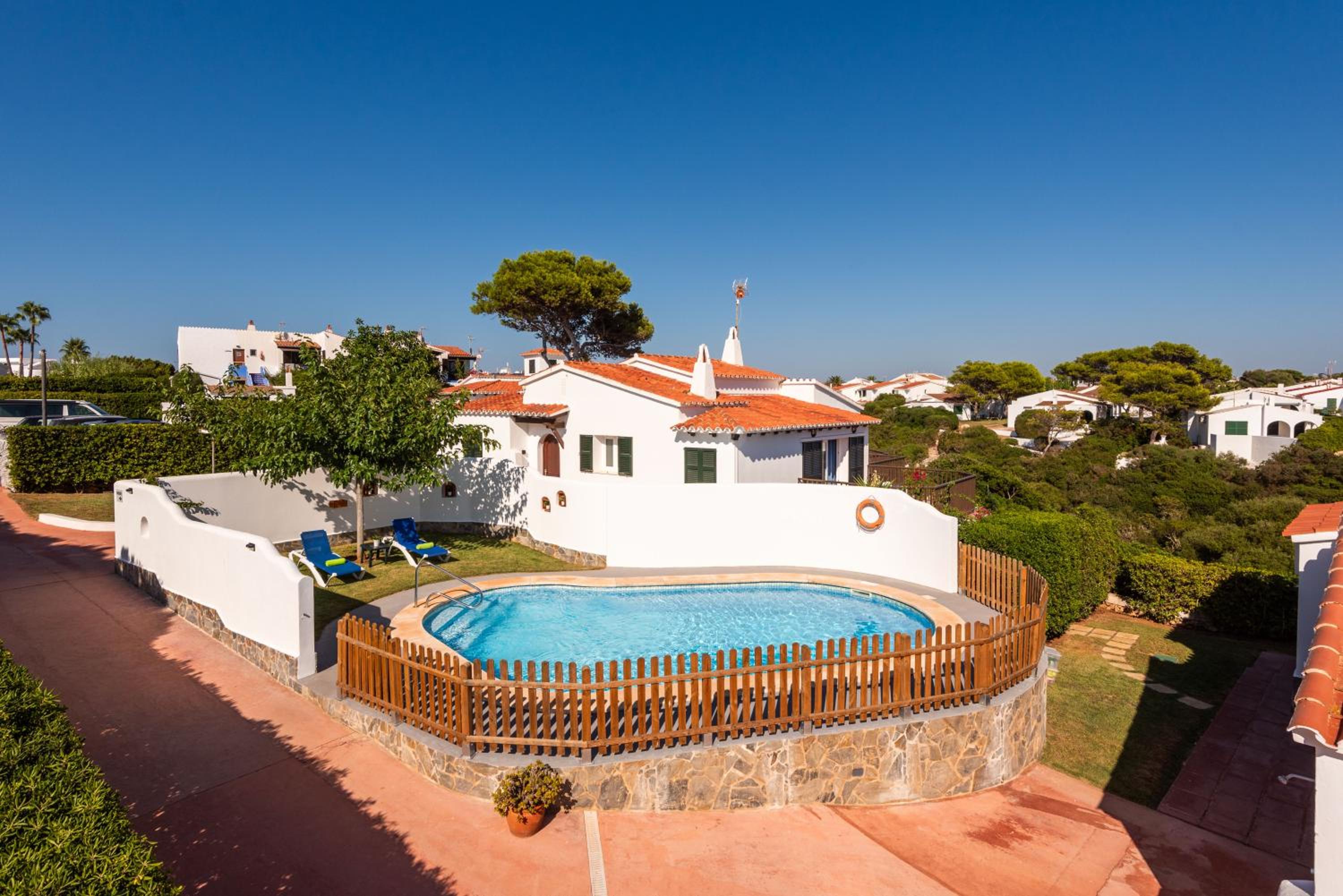 Three-Bedroom Villa photo 2