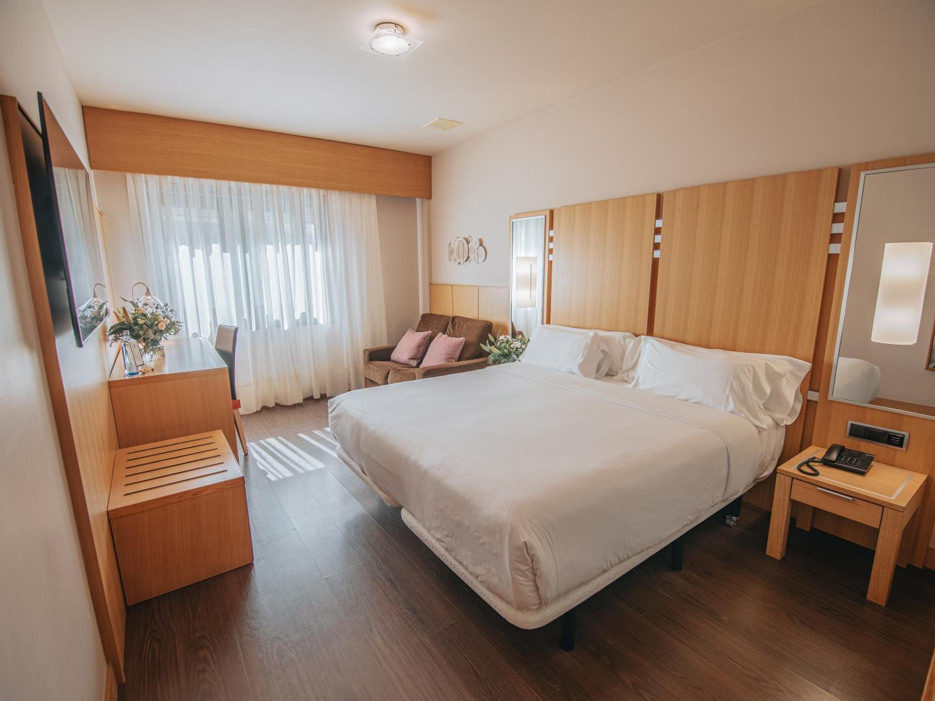 Habitación Doble o con Dos Camas (sin vista al mar) con Acceso al Spa