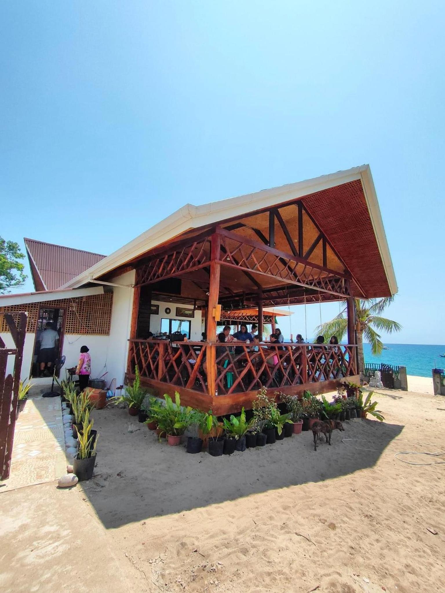 Villa - Beach Front photo 2