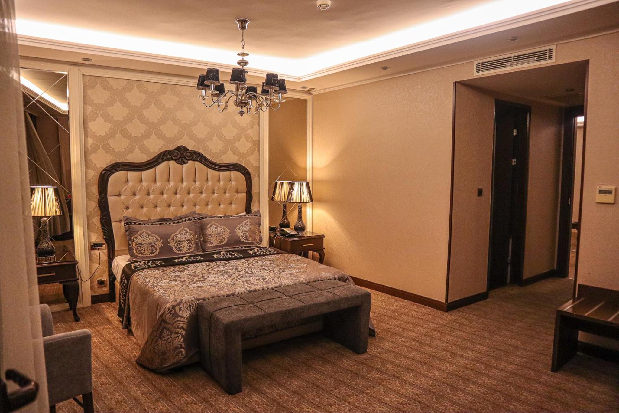 Standard Suite - Photo 3