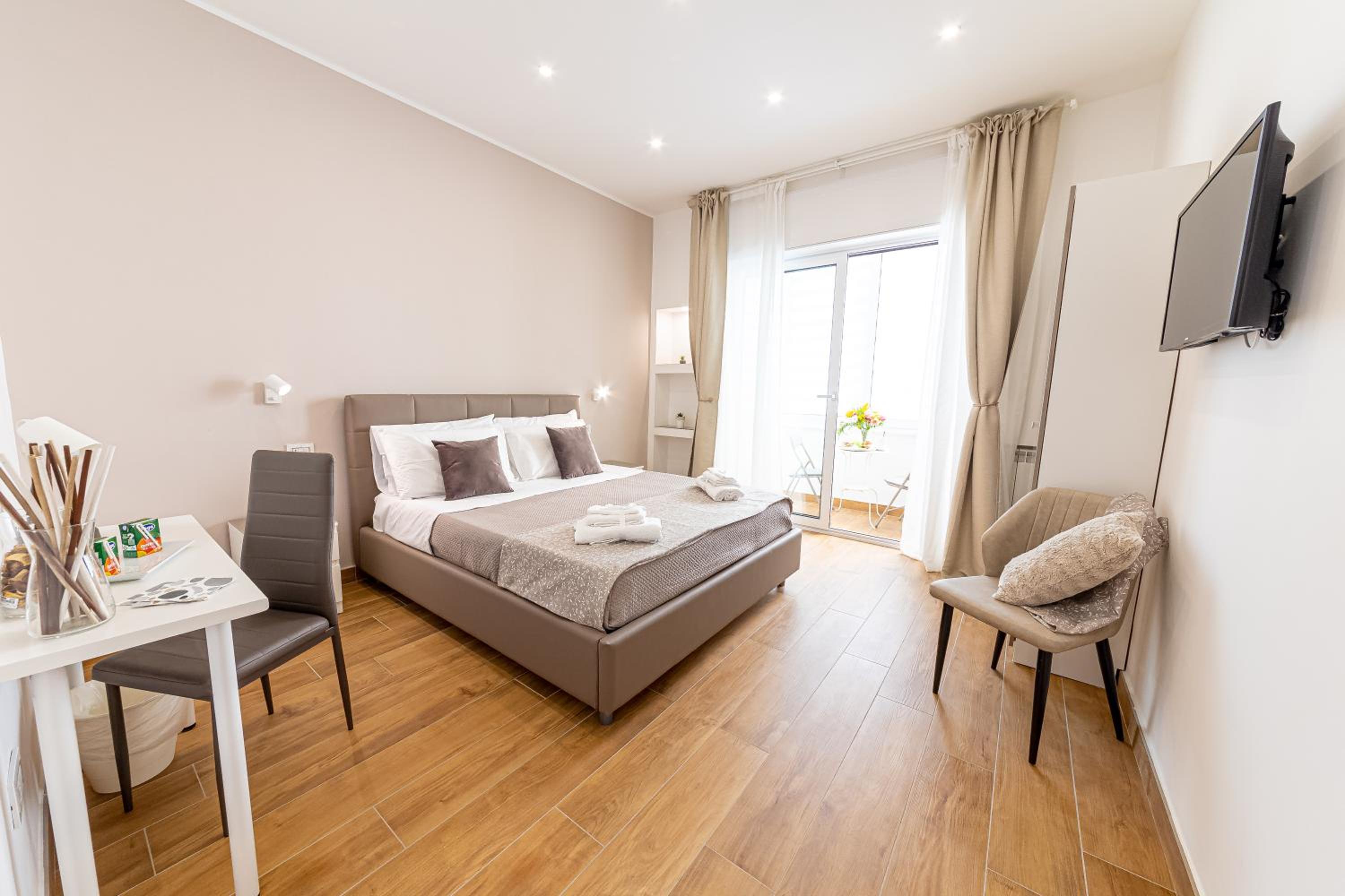 Double Room with Private Bathroom