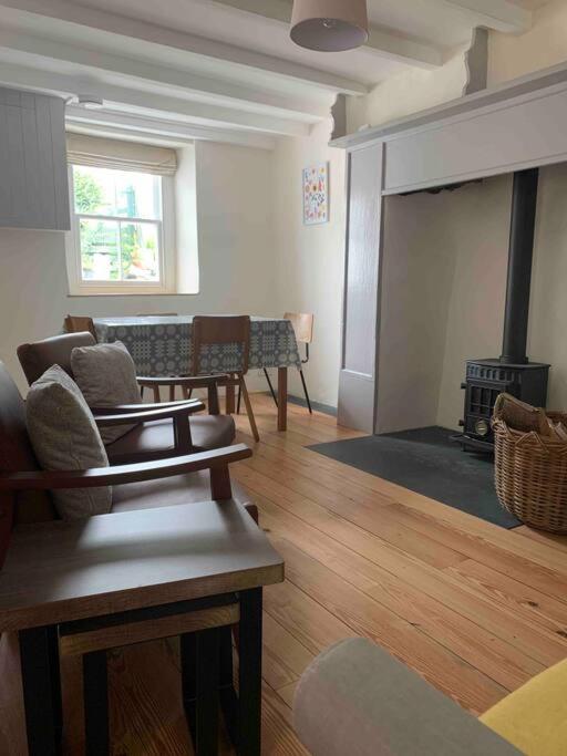 Three-Bedroom House photo 1