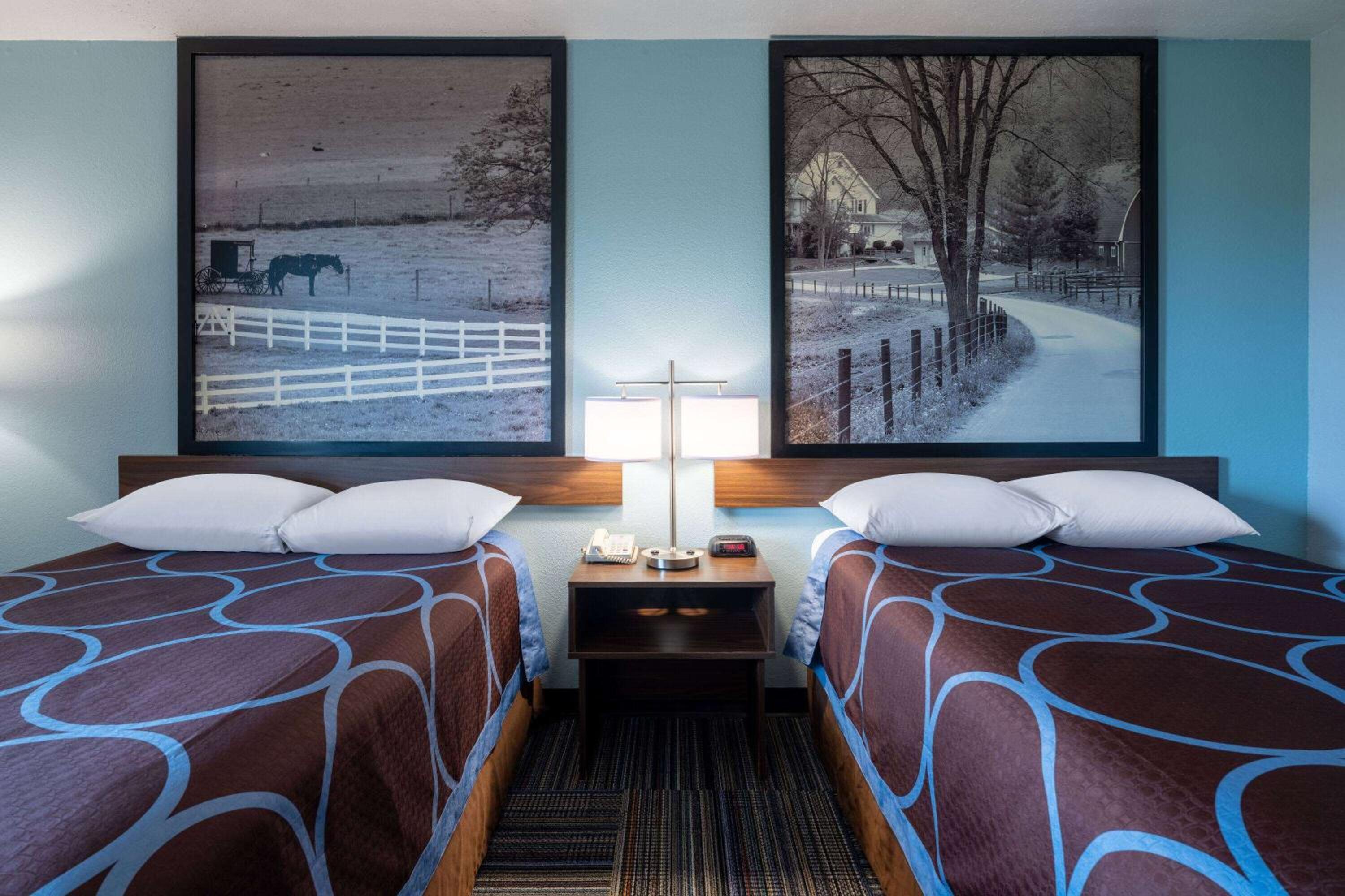 Deluxe Double Room with Two Double Beds - Non-Smoking - Photo 1