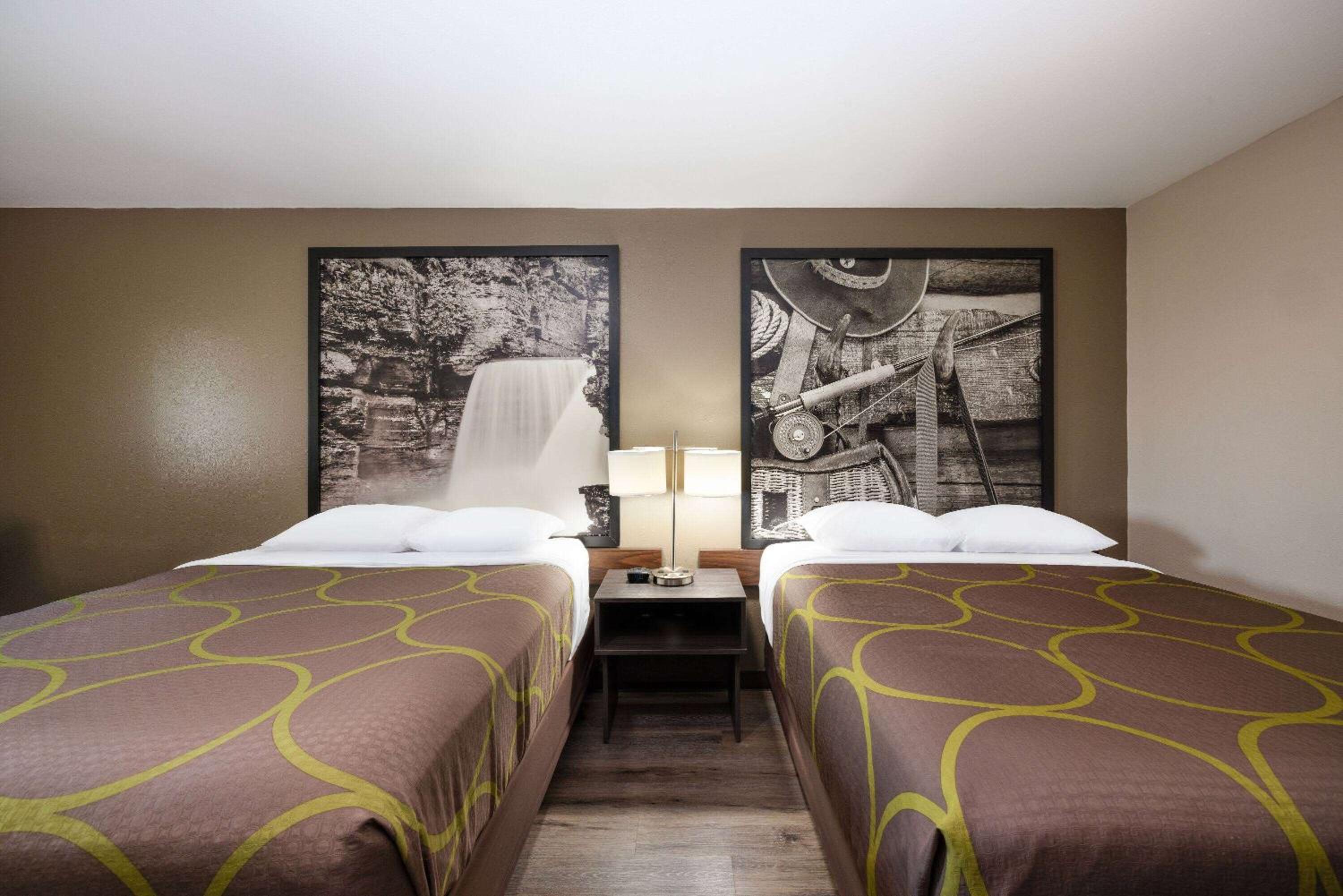2 Sets of Bunk Beds, Family Suite, Non-Smoking - Photo 1