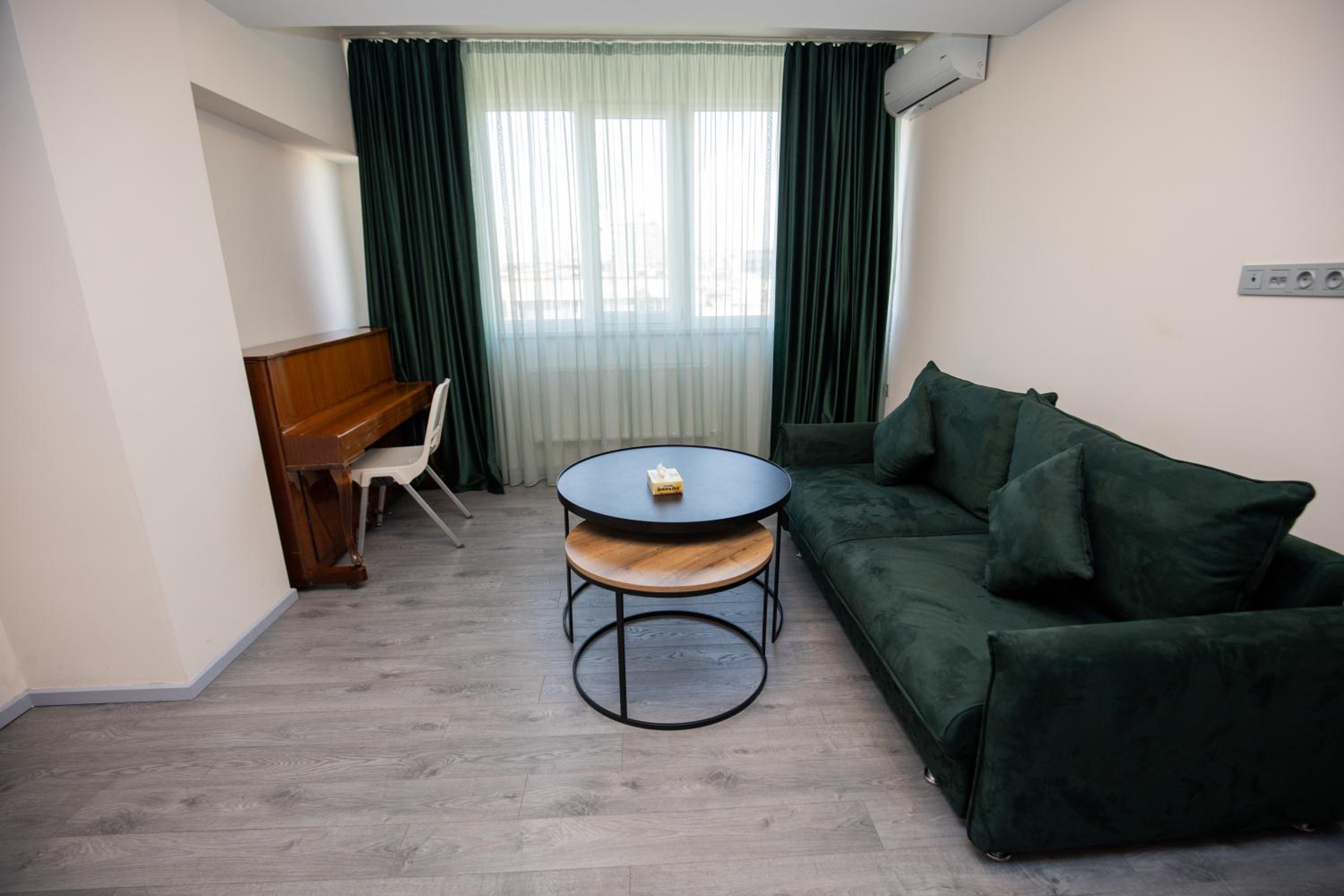 Maisonette photo 1