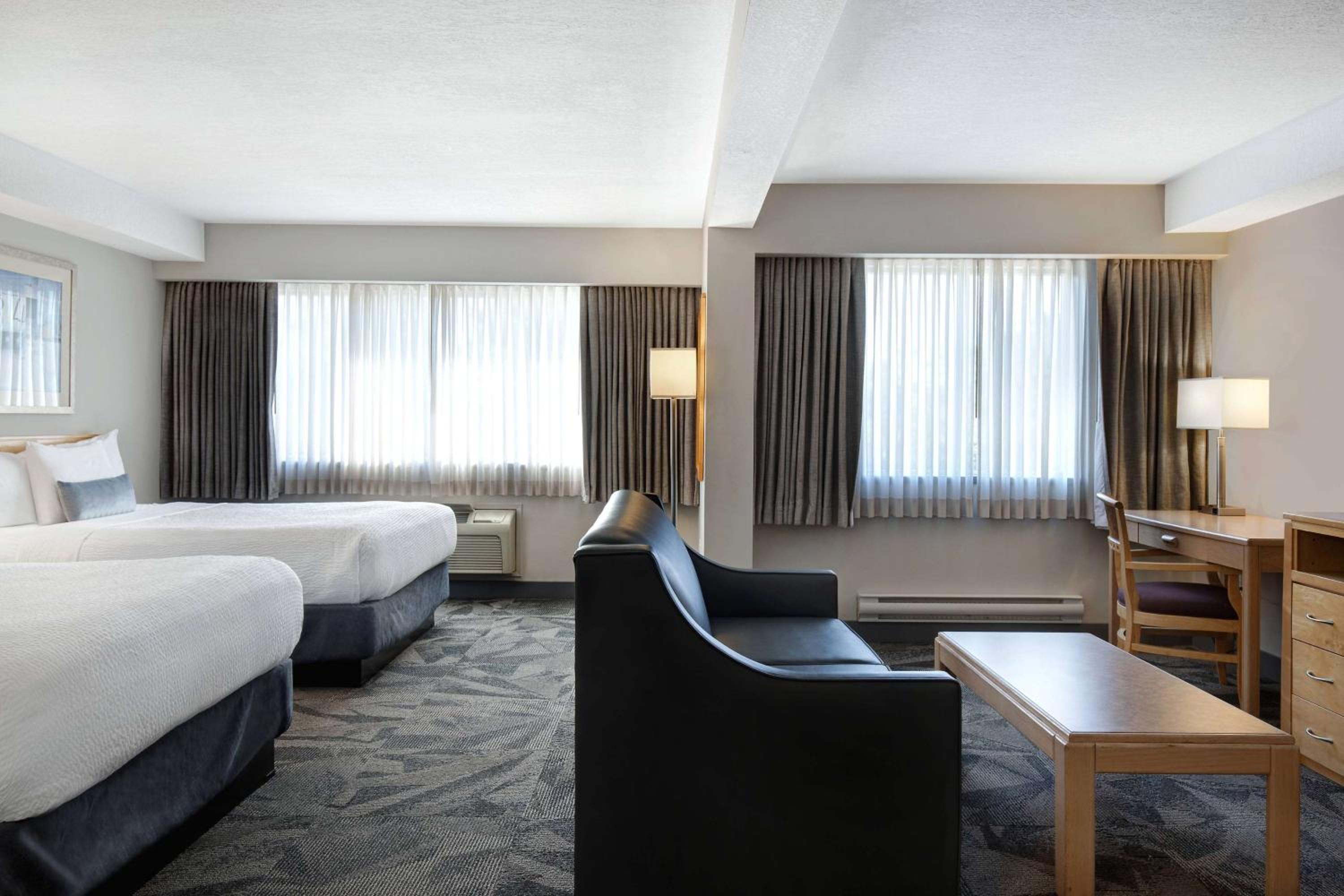 Studio Suite with Two Queen Beds - Non-Smoking - Photo 1