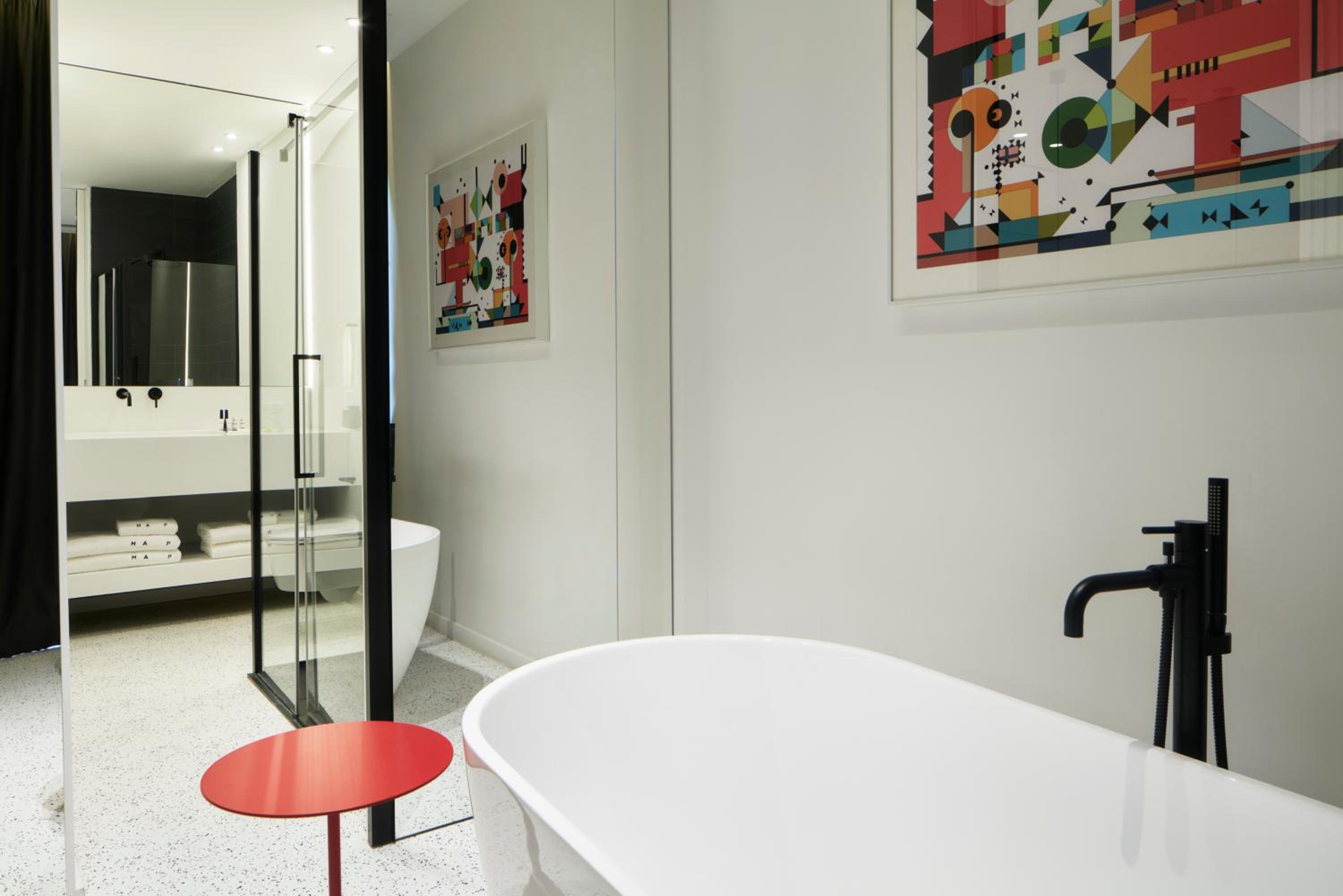 MAP Suite (Suite) - Photo 9