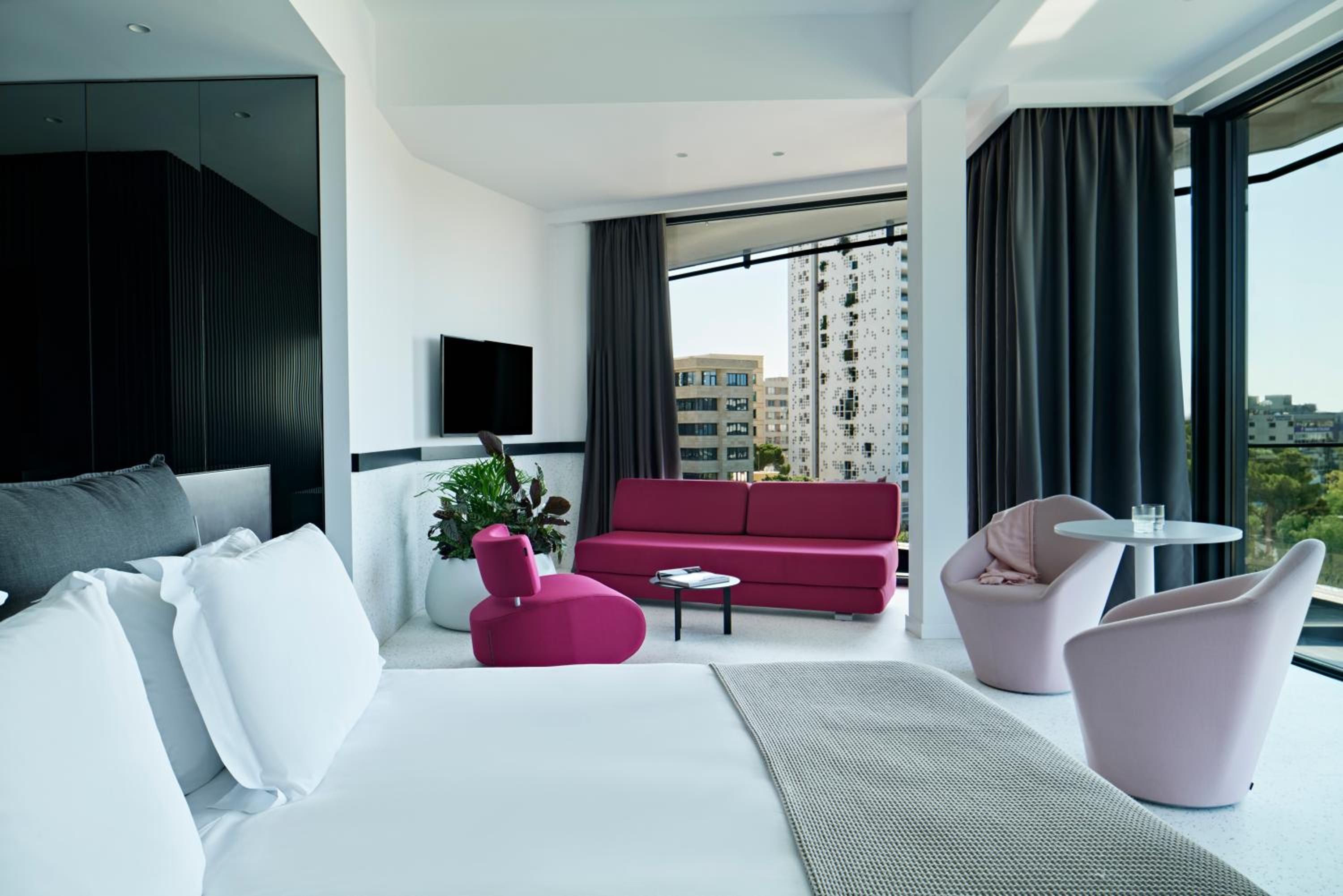 Penthouse Suite - Photo 5