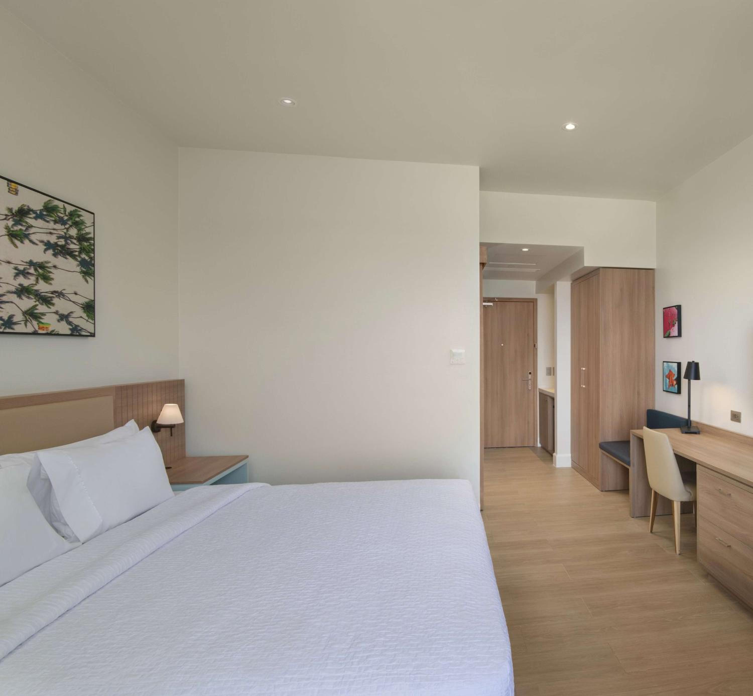 King Room - Ocean Front View - Photo 4