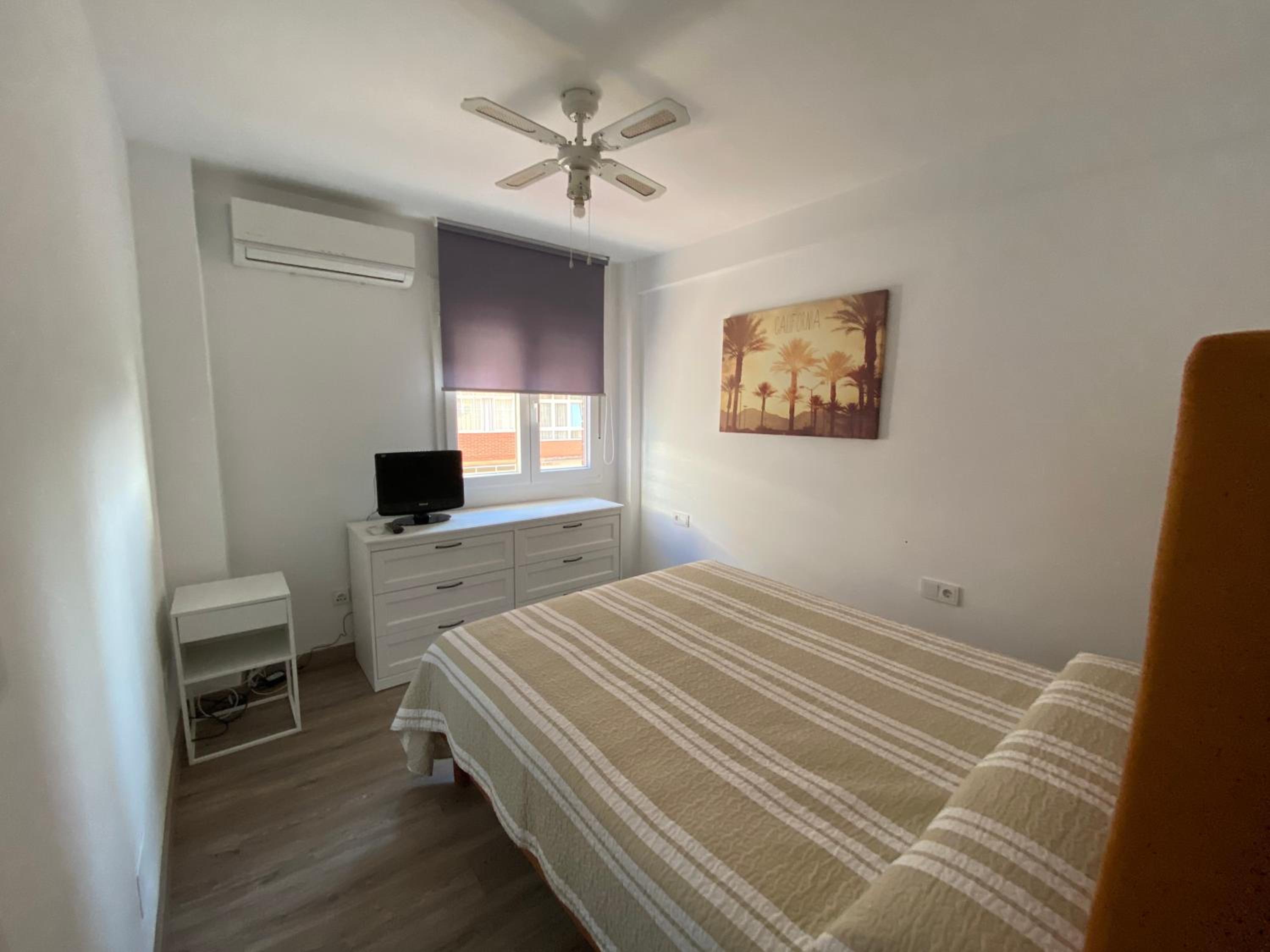 Habitación Queen con Baño Compartido