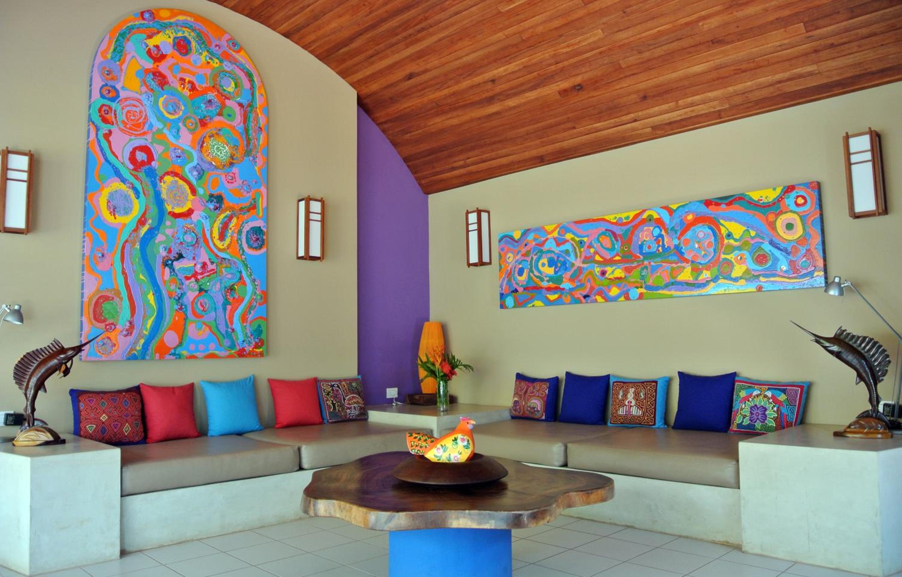 Deluxe Beachfront Villa - Photo 2