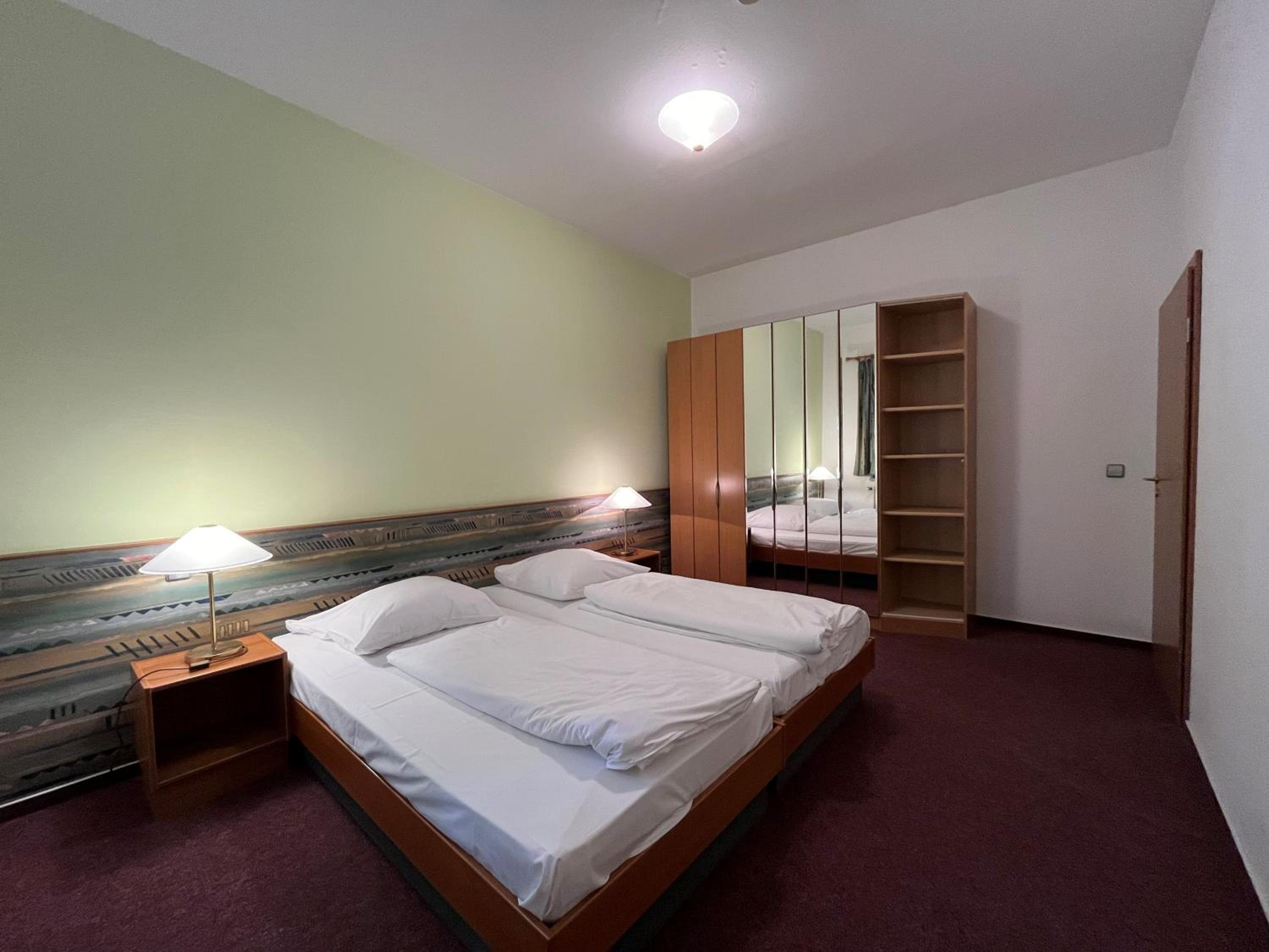Suite - Photo 6