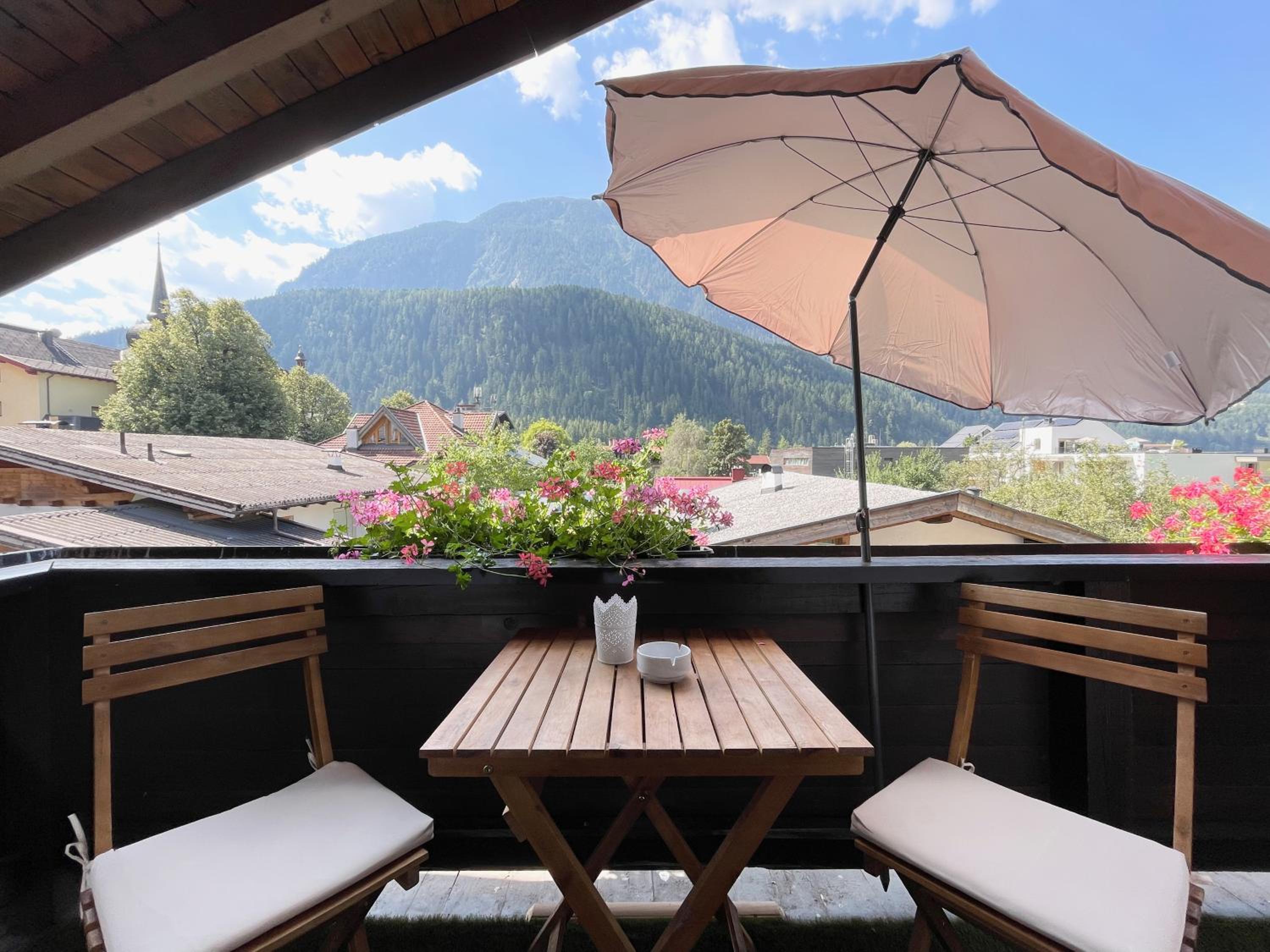 Double Room with Balcony photo 2