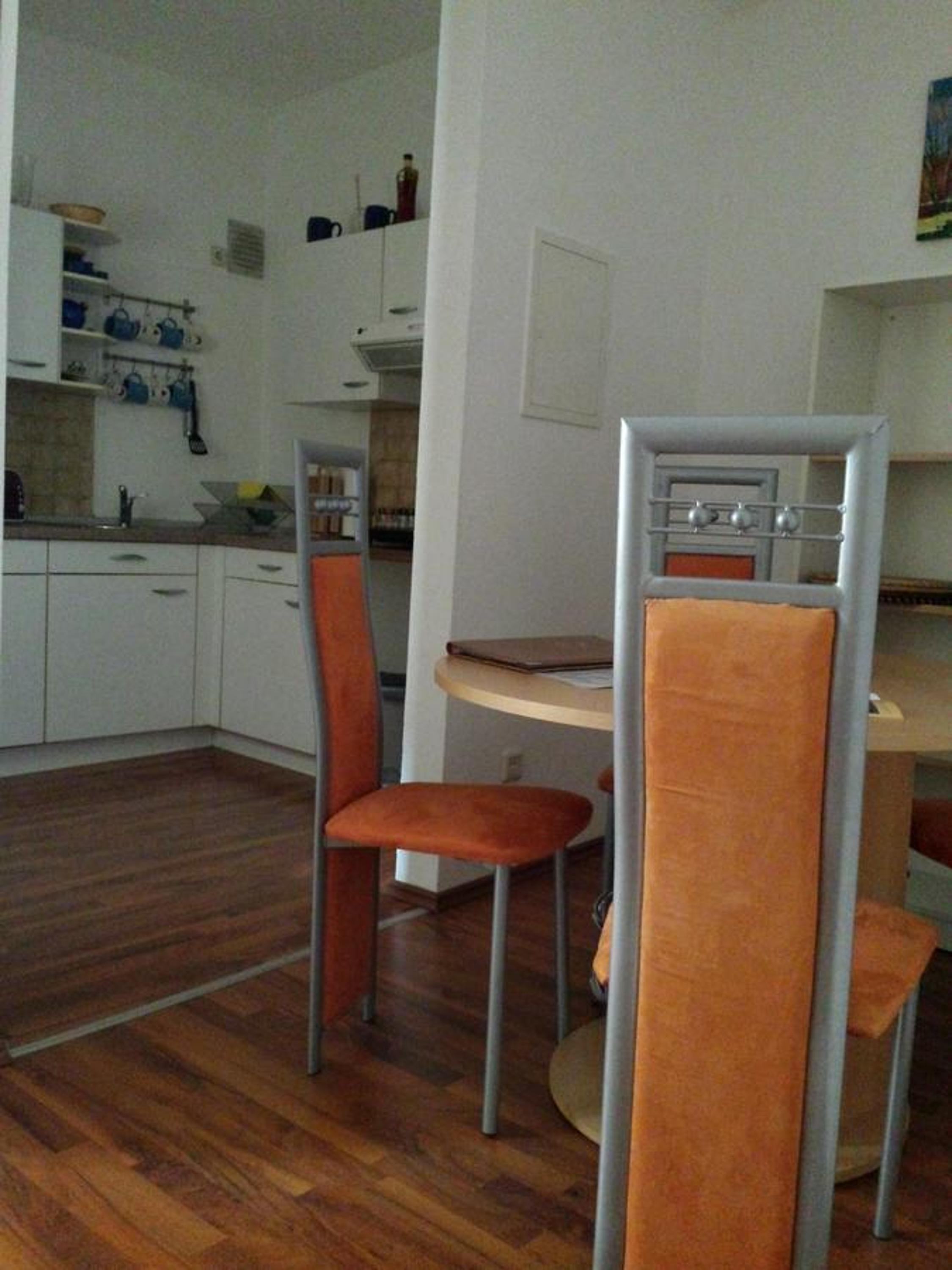Apartment with Balcony - Photo 2