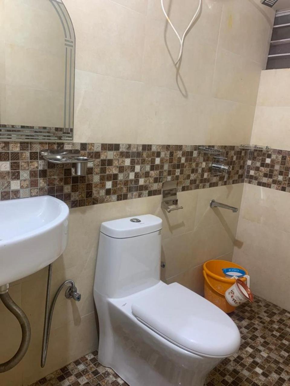 Double Room With Private Bathroom photo 3