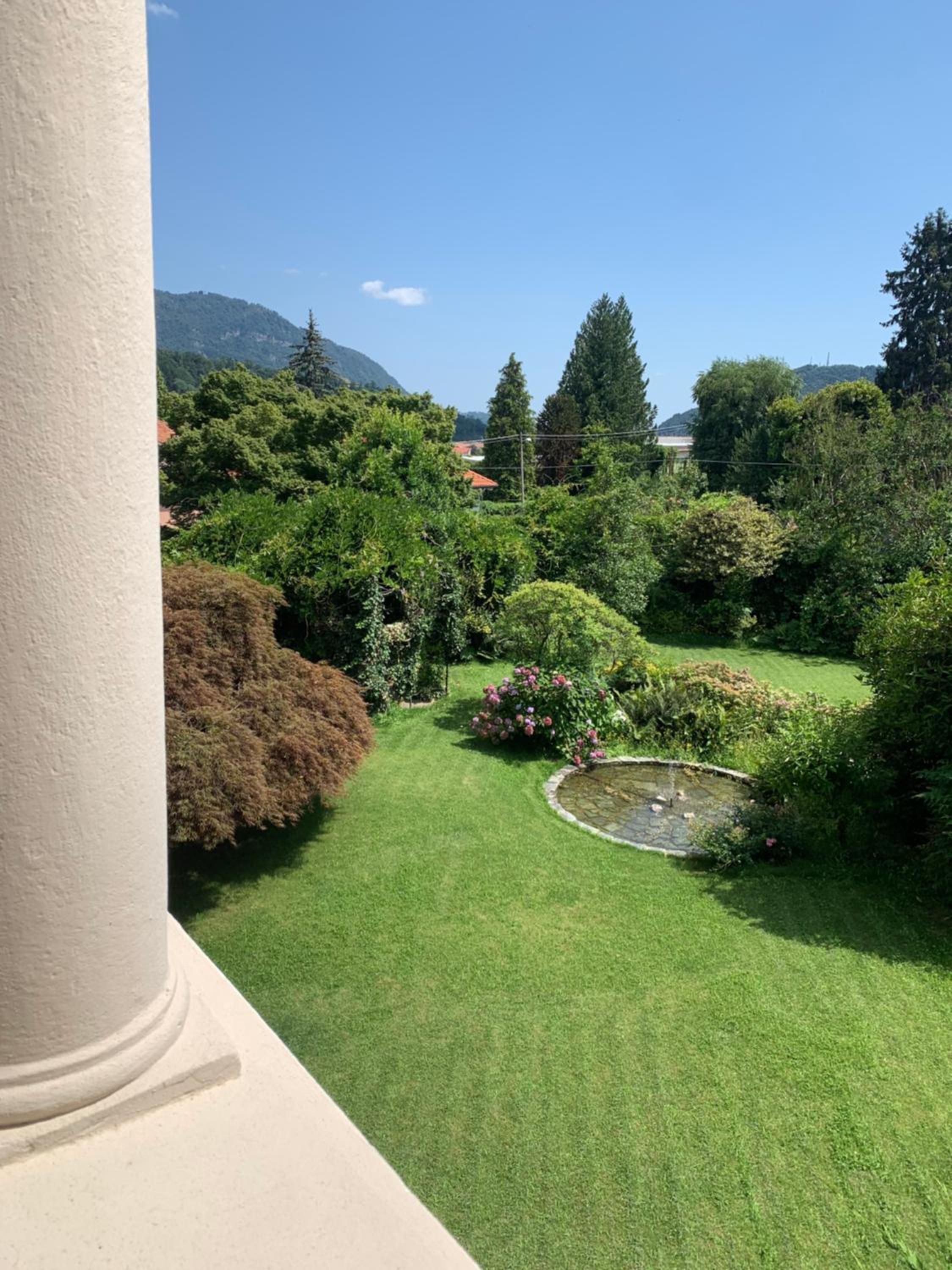 Deluxe Double Room with Balcony photo 2