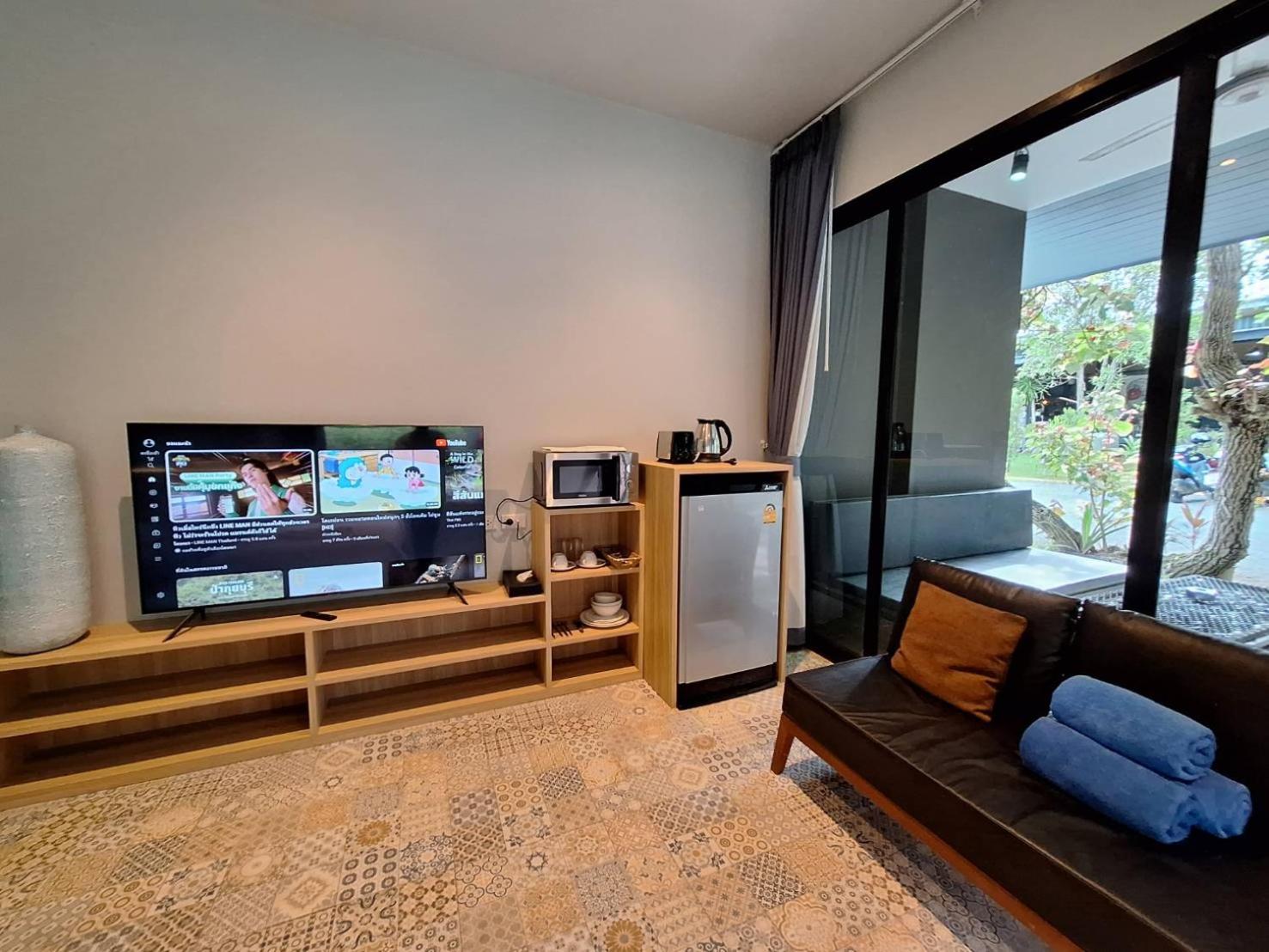 One-Bedroom Villa - Photo 6