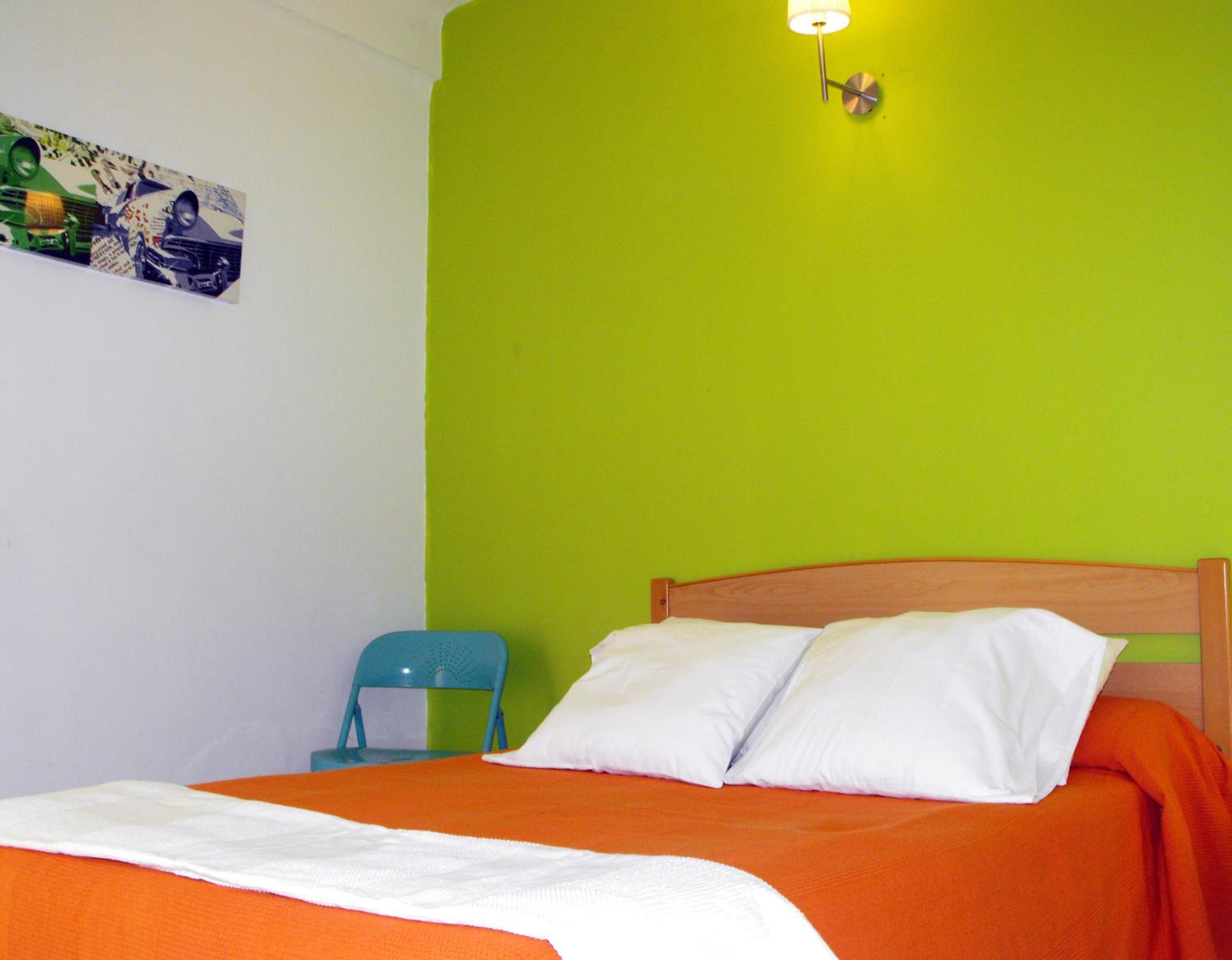 Double Room - Photo 5