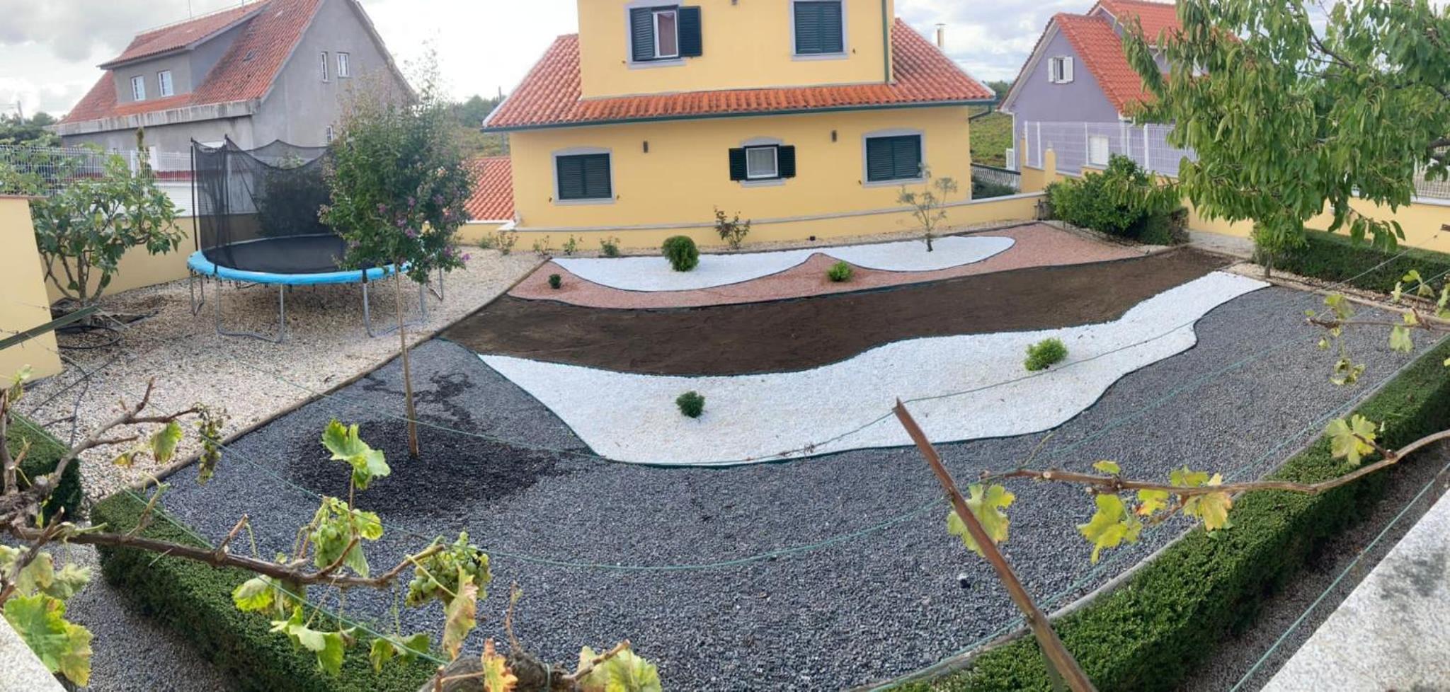 Four-Bedroom House - Photo 106