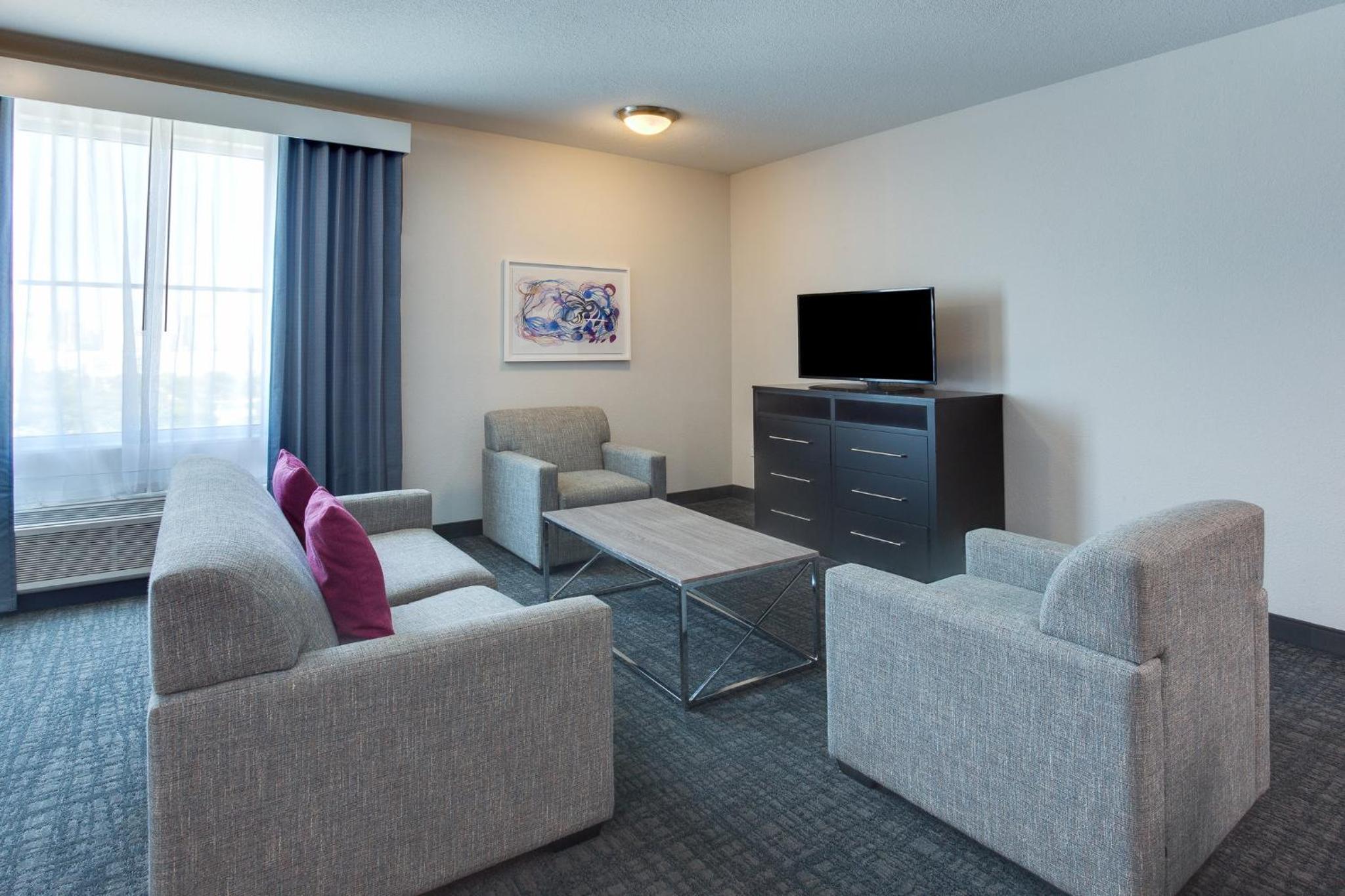 One-Bedroom Suite with Sofa Bed