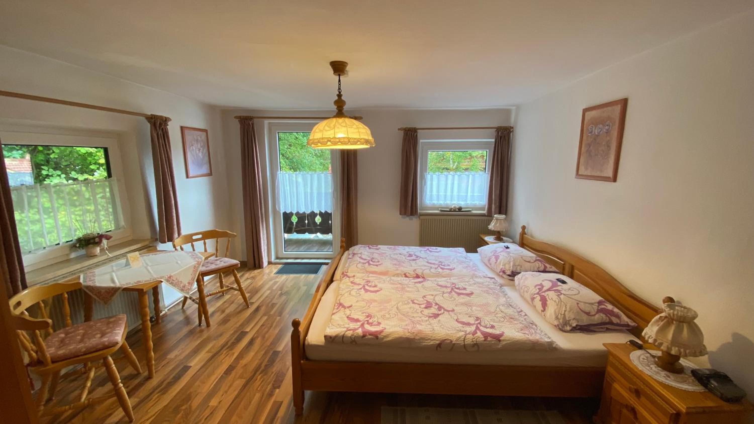 Apartment photo 3