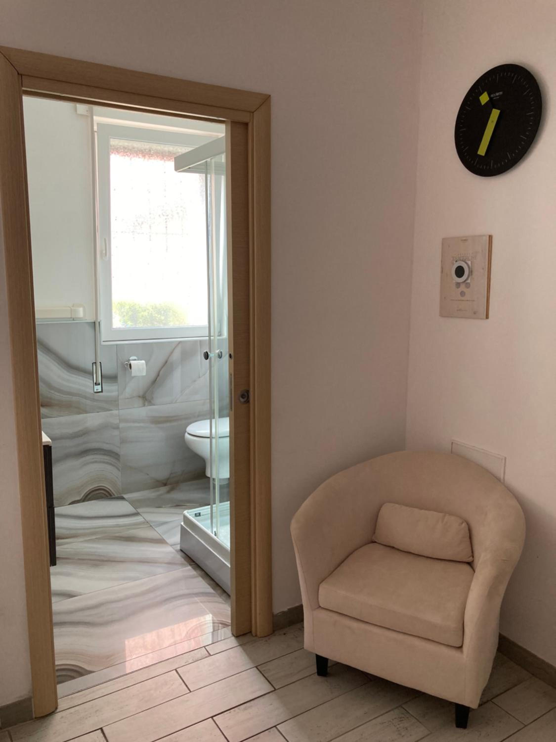 Triple Room - Photo 32