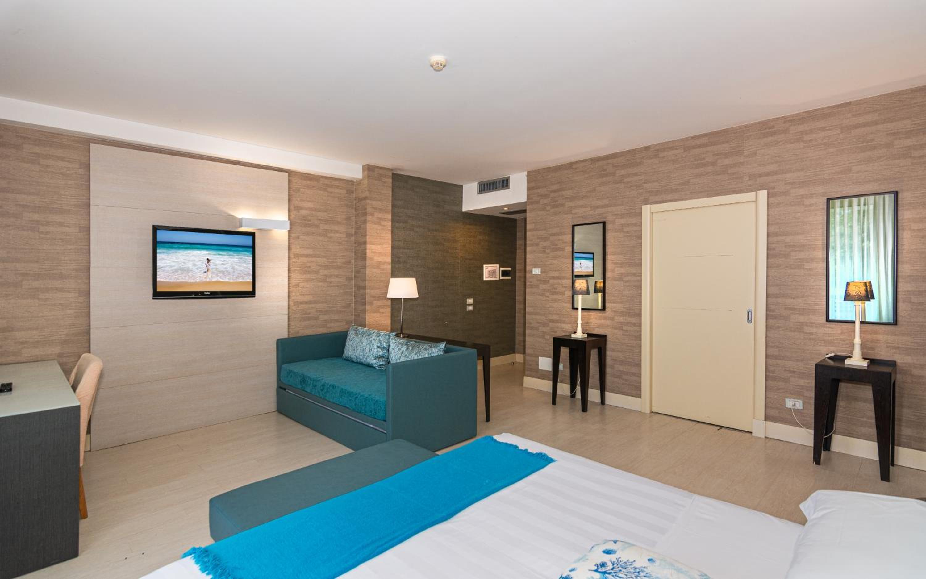 Superior Quadruple Room - Annex