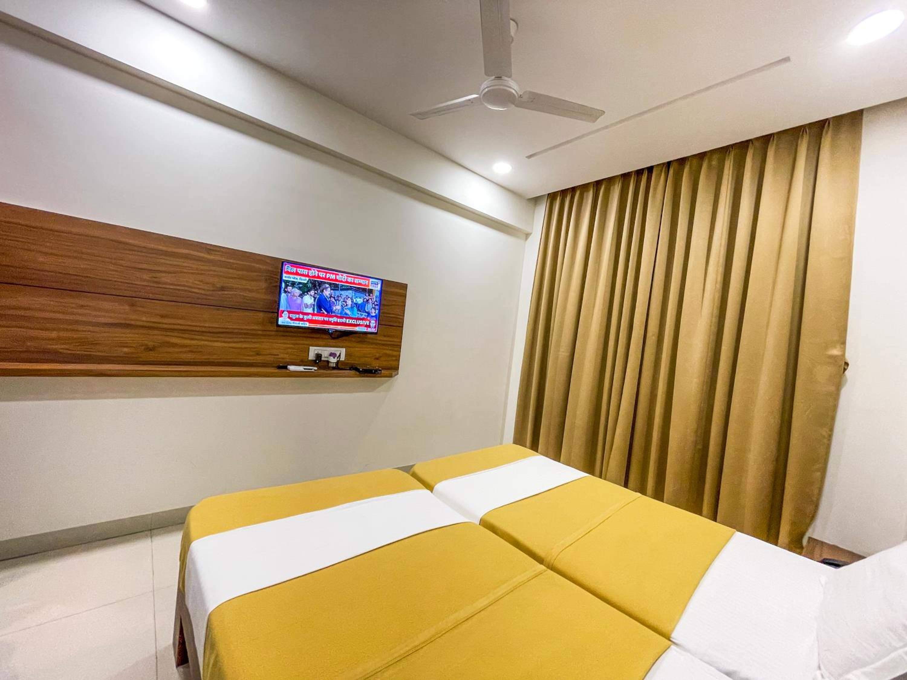 Deluxe Double Room - Photo 3