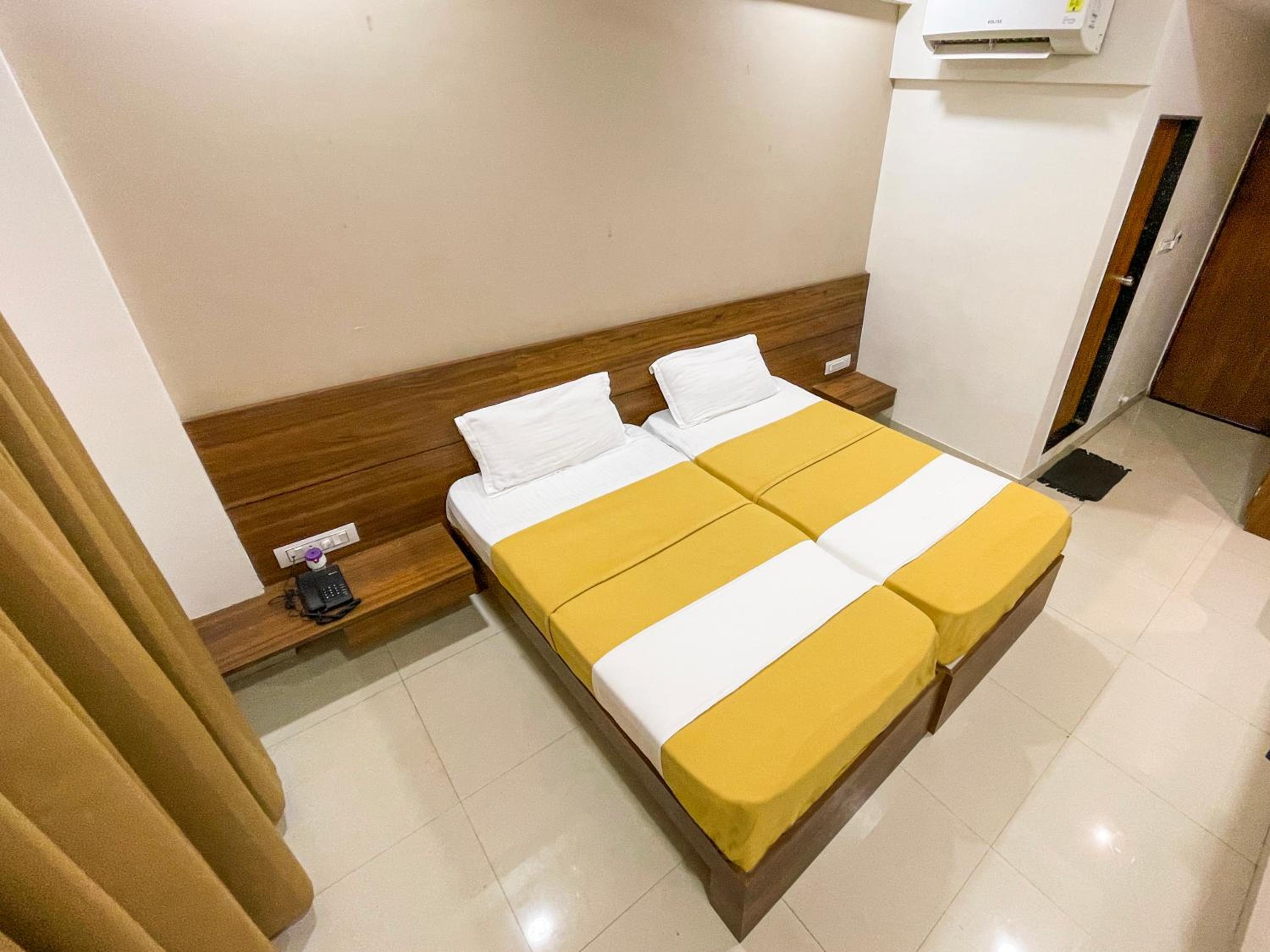 Deluxe Double Room - Photo 4