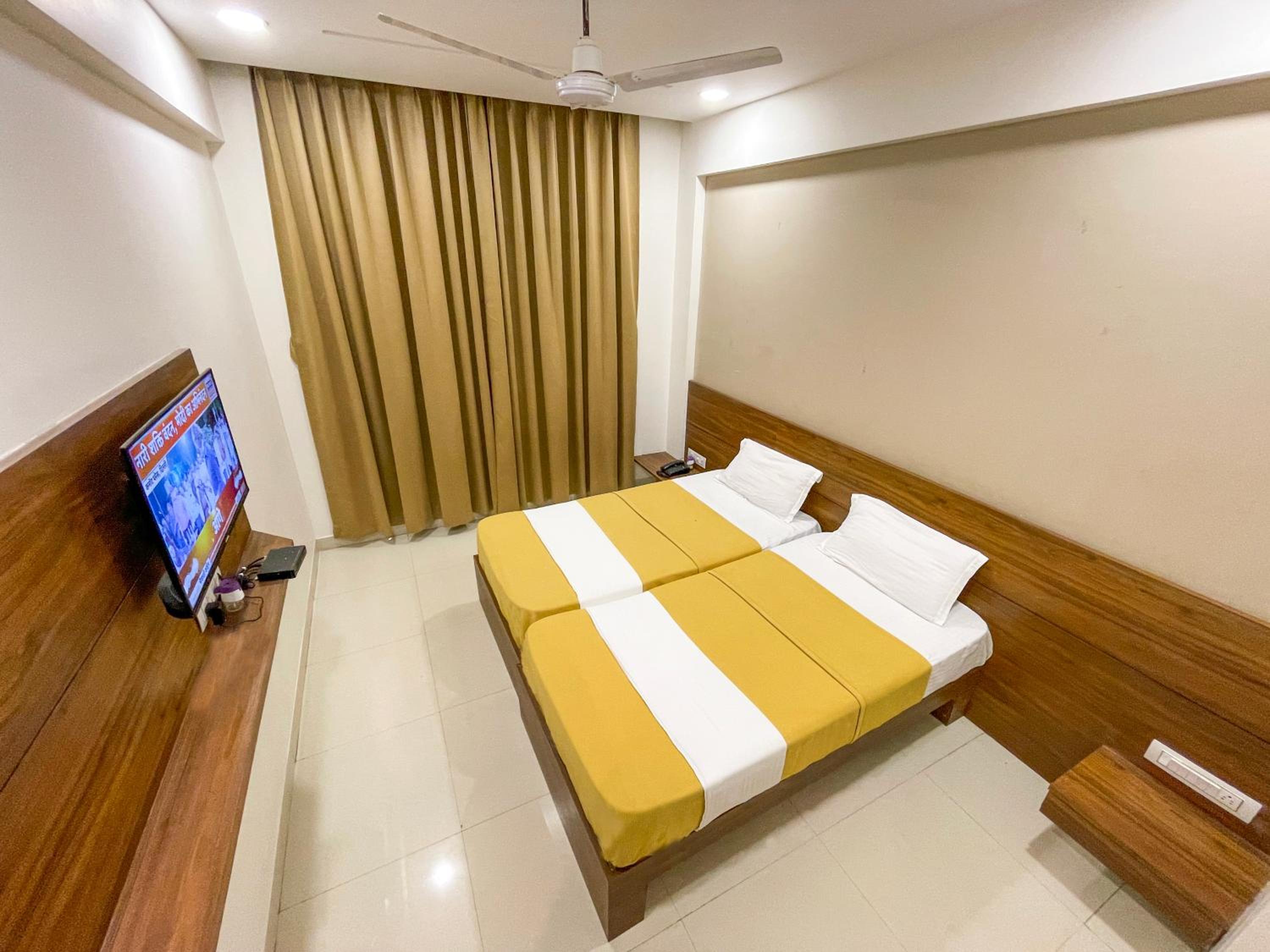 Deluxe Double Room - Photo 5