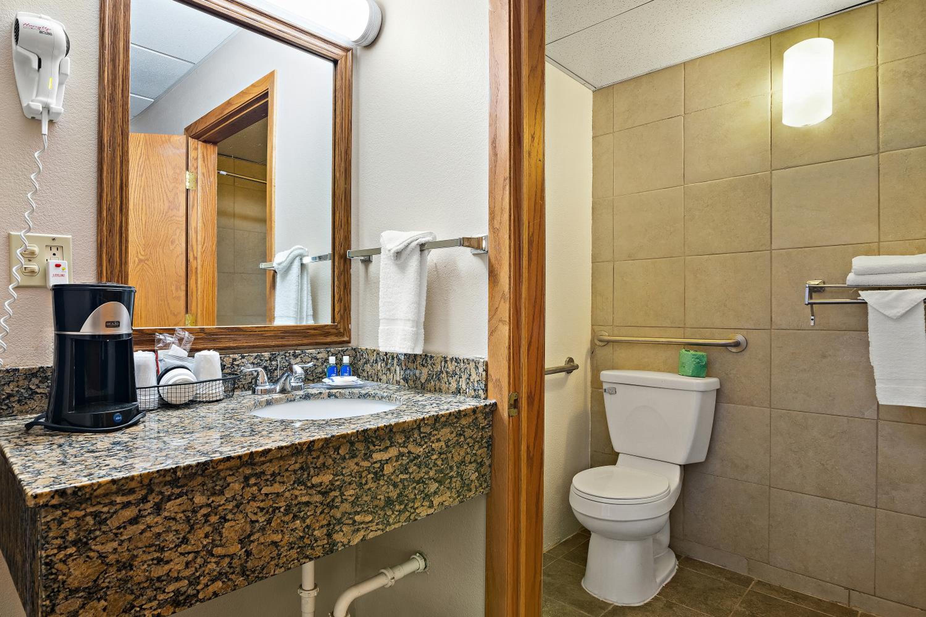 King Room / Accessible - Non Smokng - Photo 4