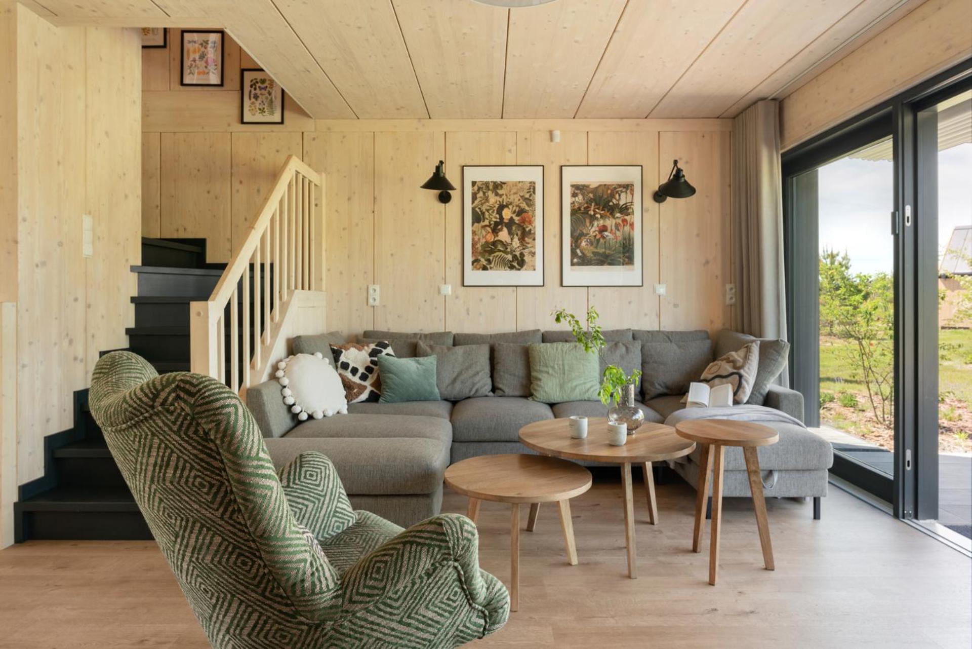 Four-Bedroom House photo 2