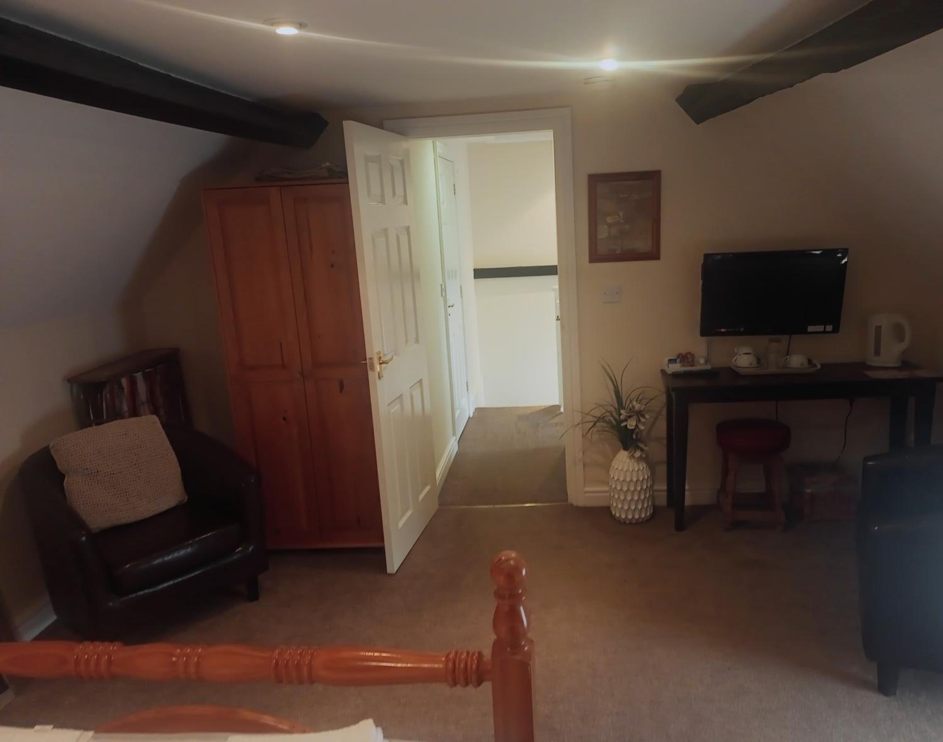 Standard Family Room photo 1