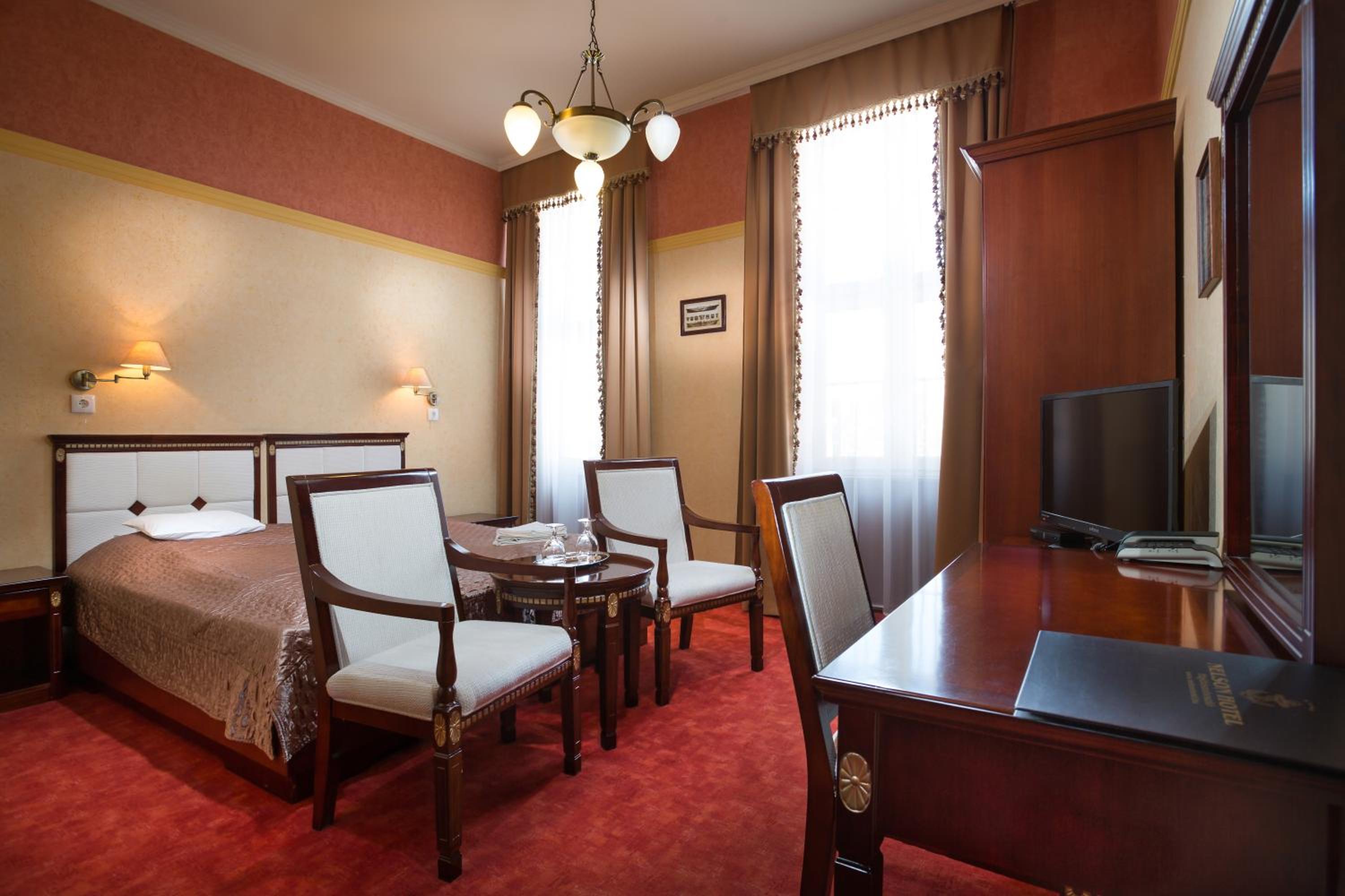 Standard Double Room - Photo 1