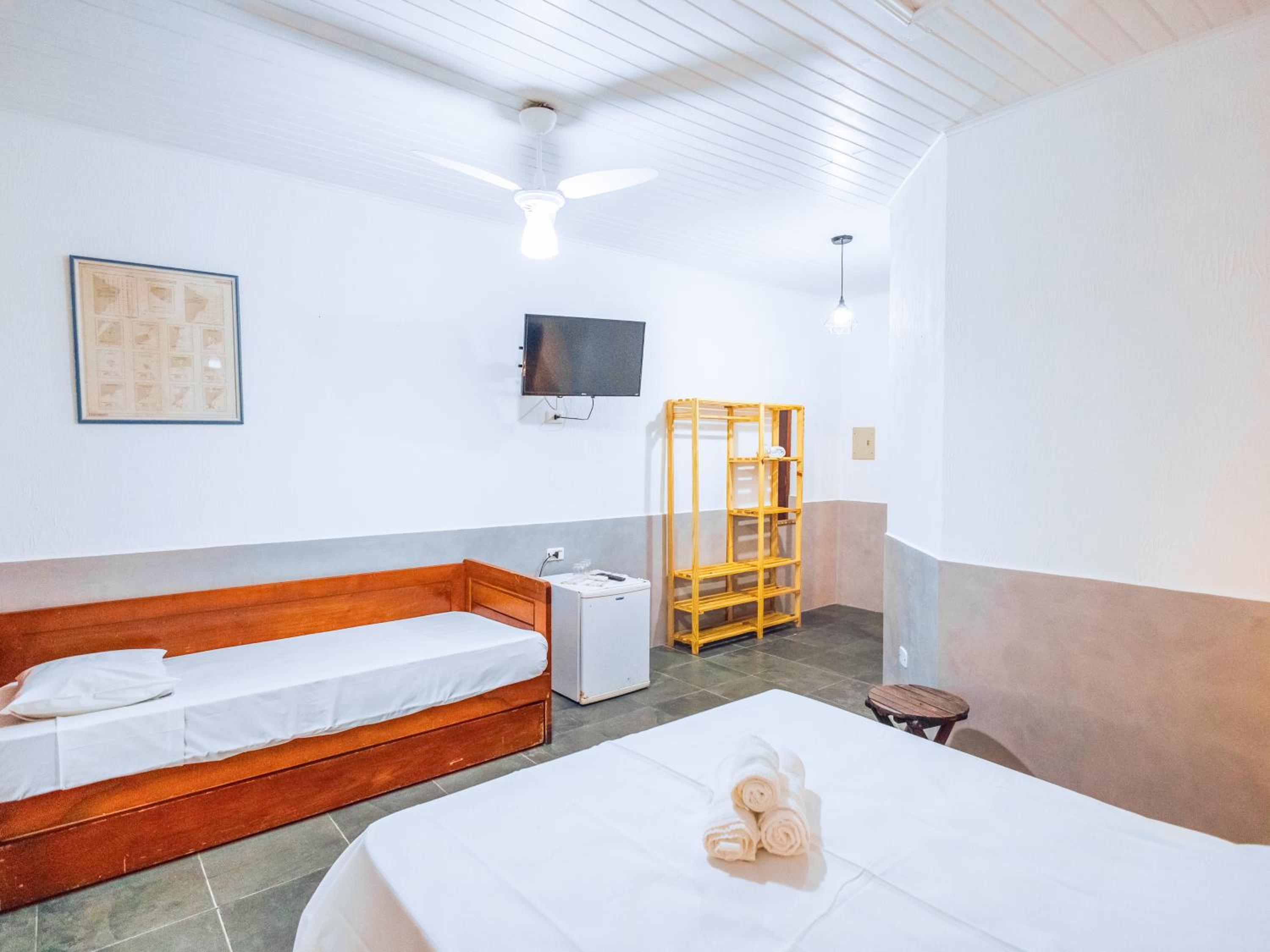 Standard Double Room - Photo 5