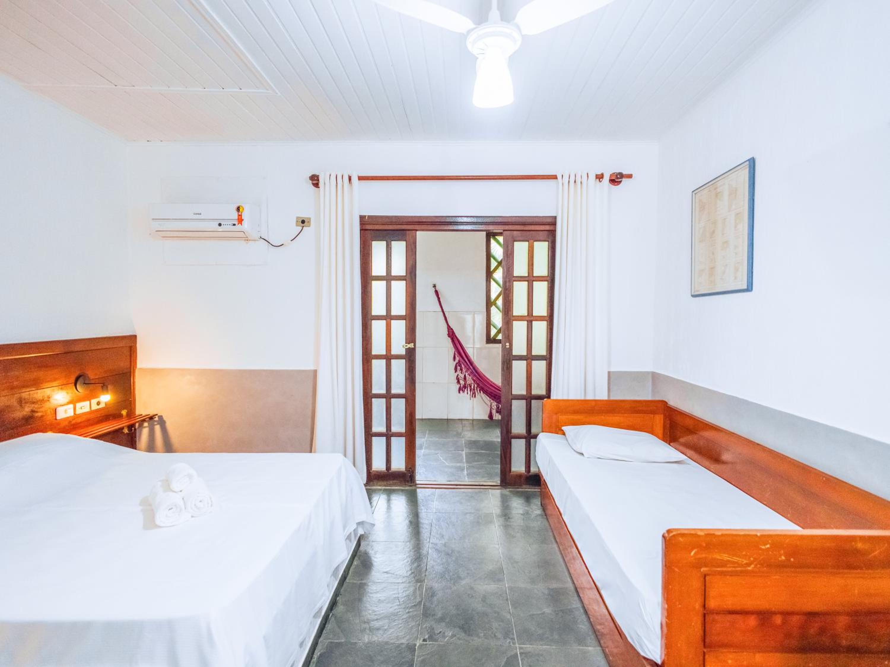 Standard Double Room - Photo 2