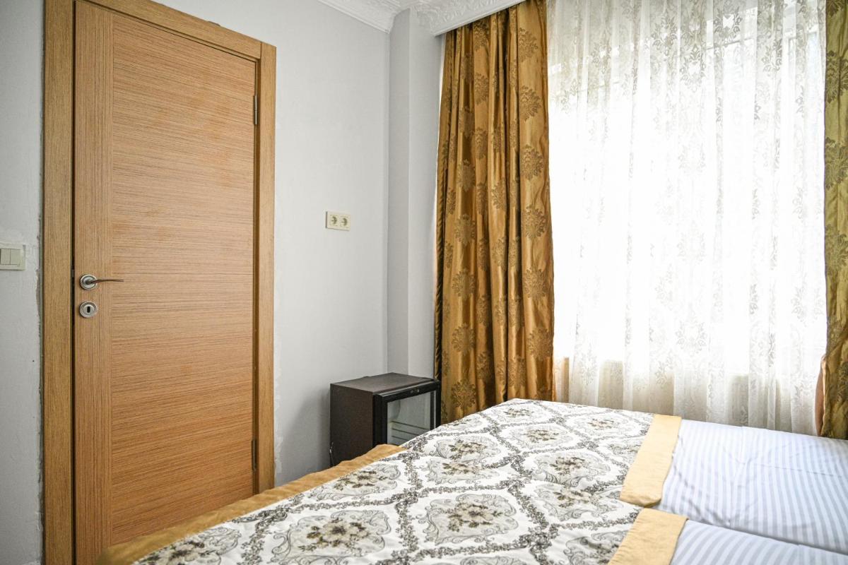 Standard Quadruple Room photo 2
