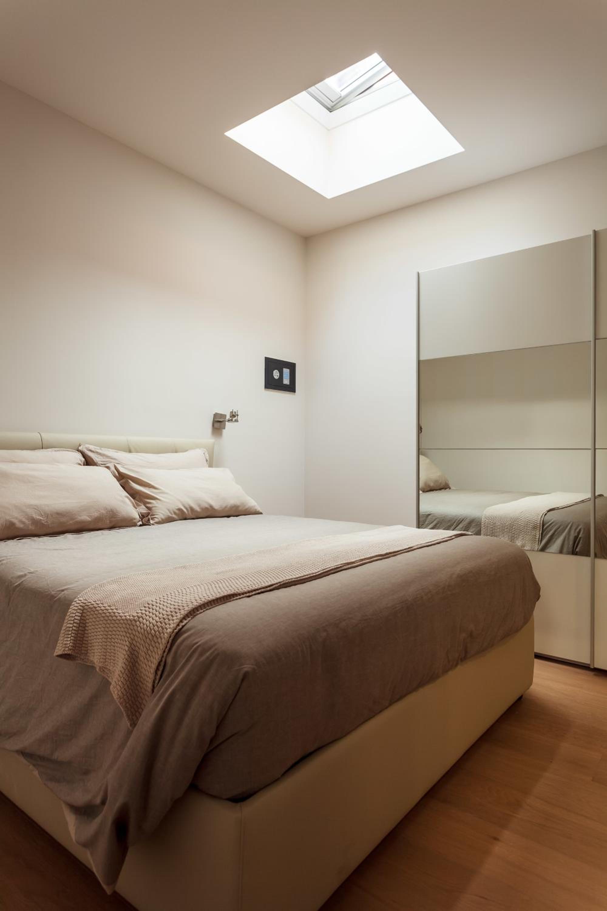 One-Bedroom Apartment - Photo 11