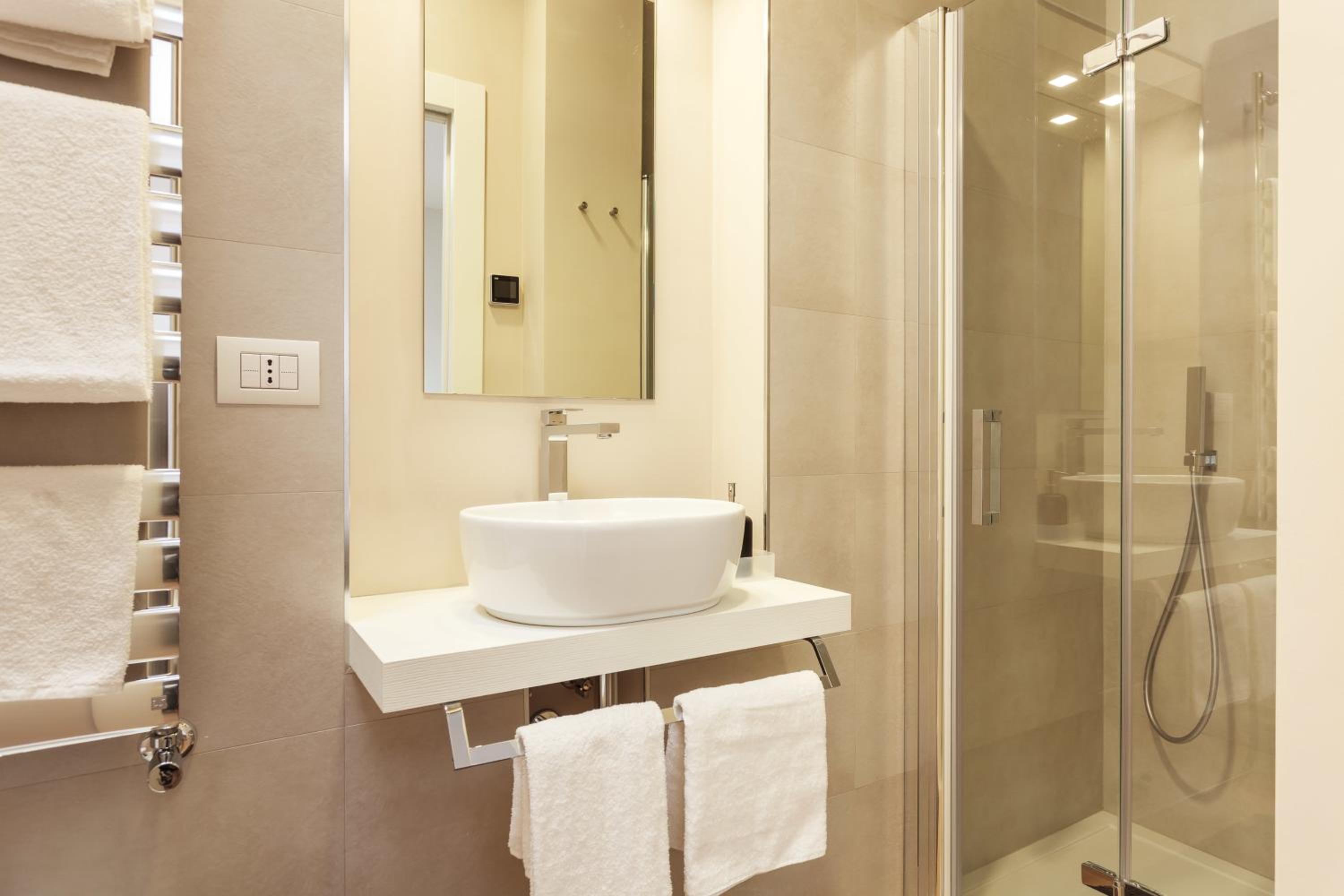 One-Bedroom Apartment - Photo 13